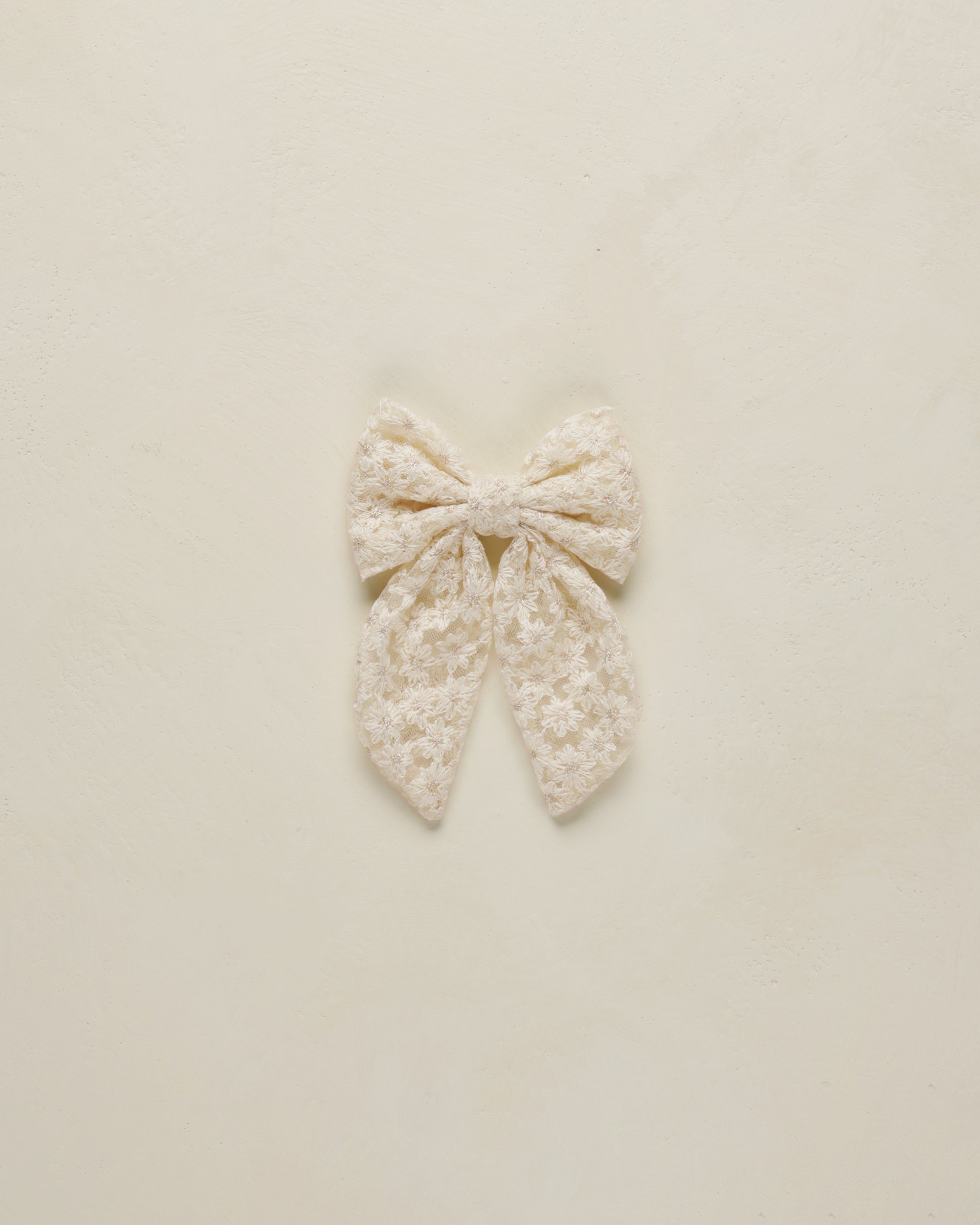  Everly Bow || Embroidered Daisy Tulle、mySite、layawaytickets