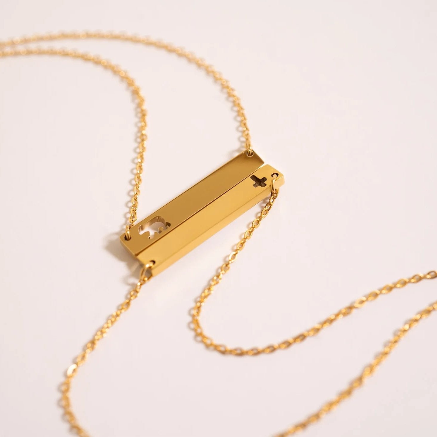18K Gold PVD Stainless Steel Cutout Cross Blank Bar Necklace / SBB00106、mySite、dreamappss