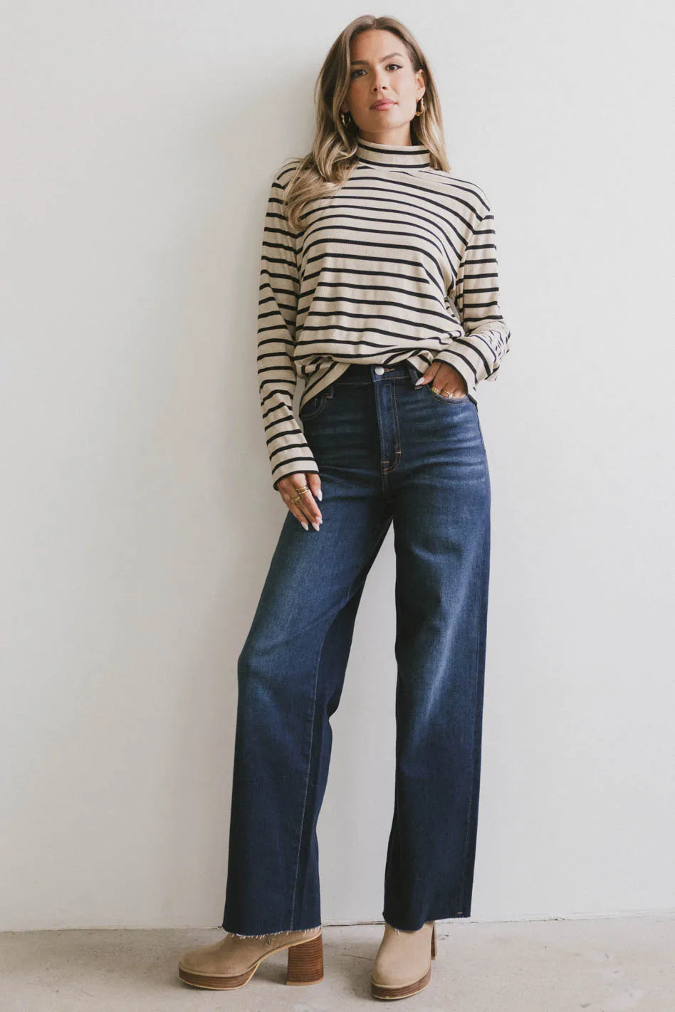 {product_title} - {shop_name}