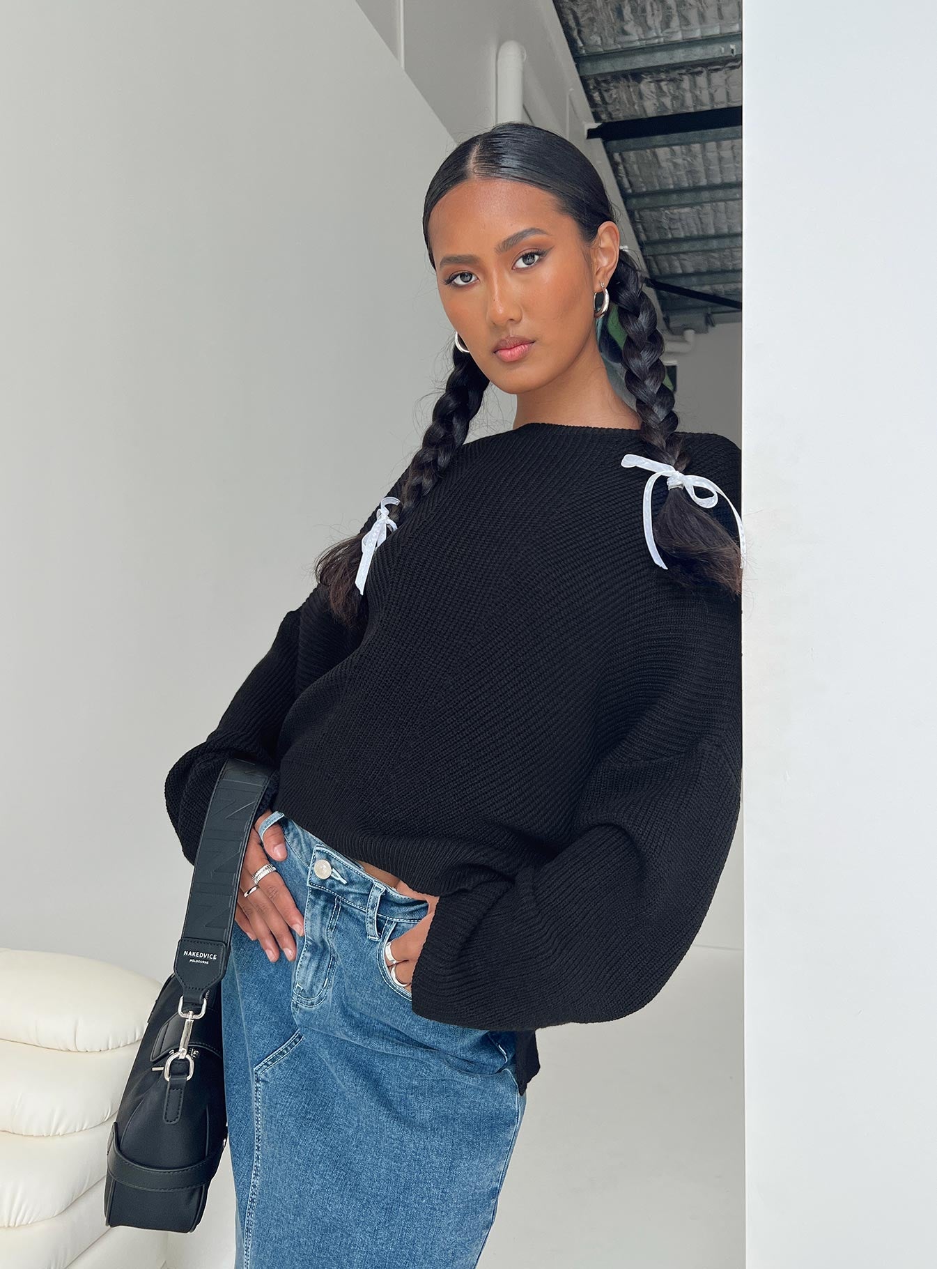 Eames Sweater Black、mySite、solidvoid