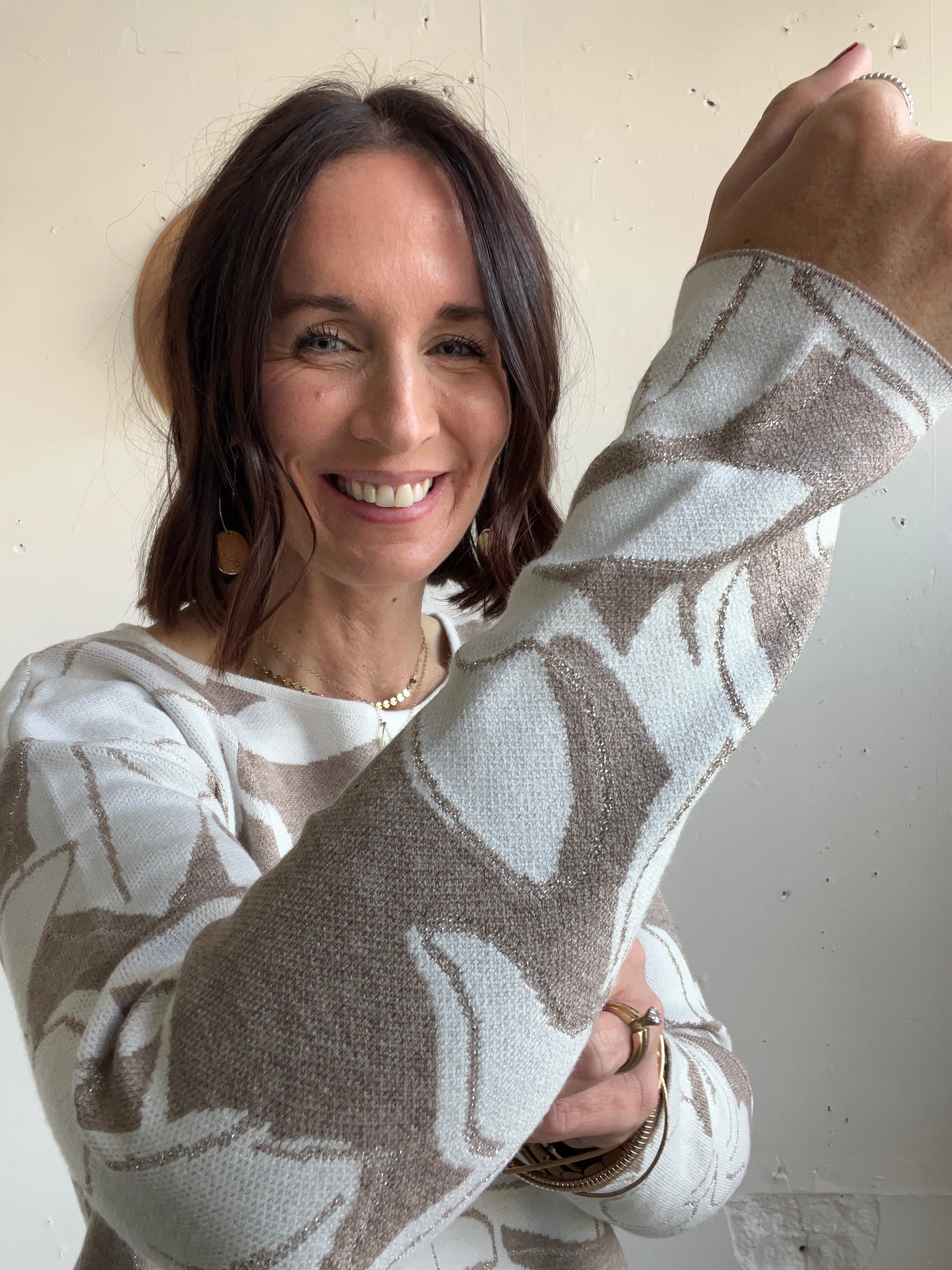 Brooklyn’s Sweater、mySite、garagedoors4me