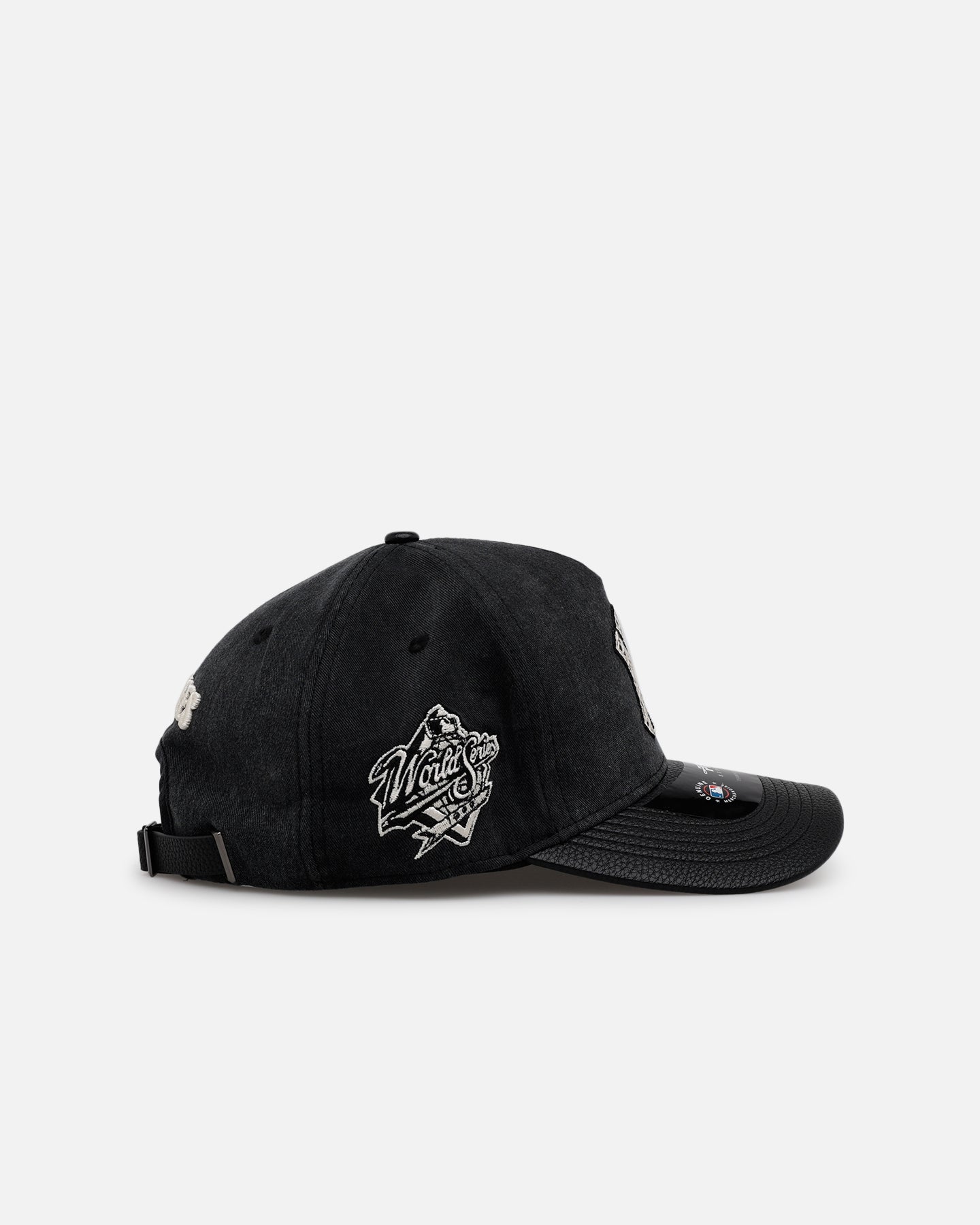 Pro Standard New York Yankees 'Yankees Raffia Applique' Strapback Black Acidwash、mySite、zt4zffjzw