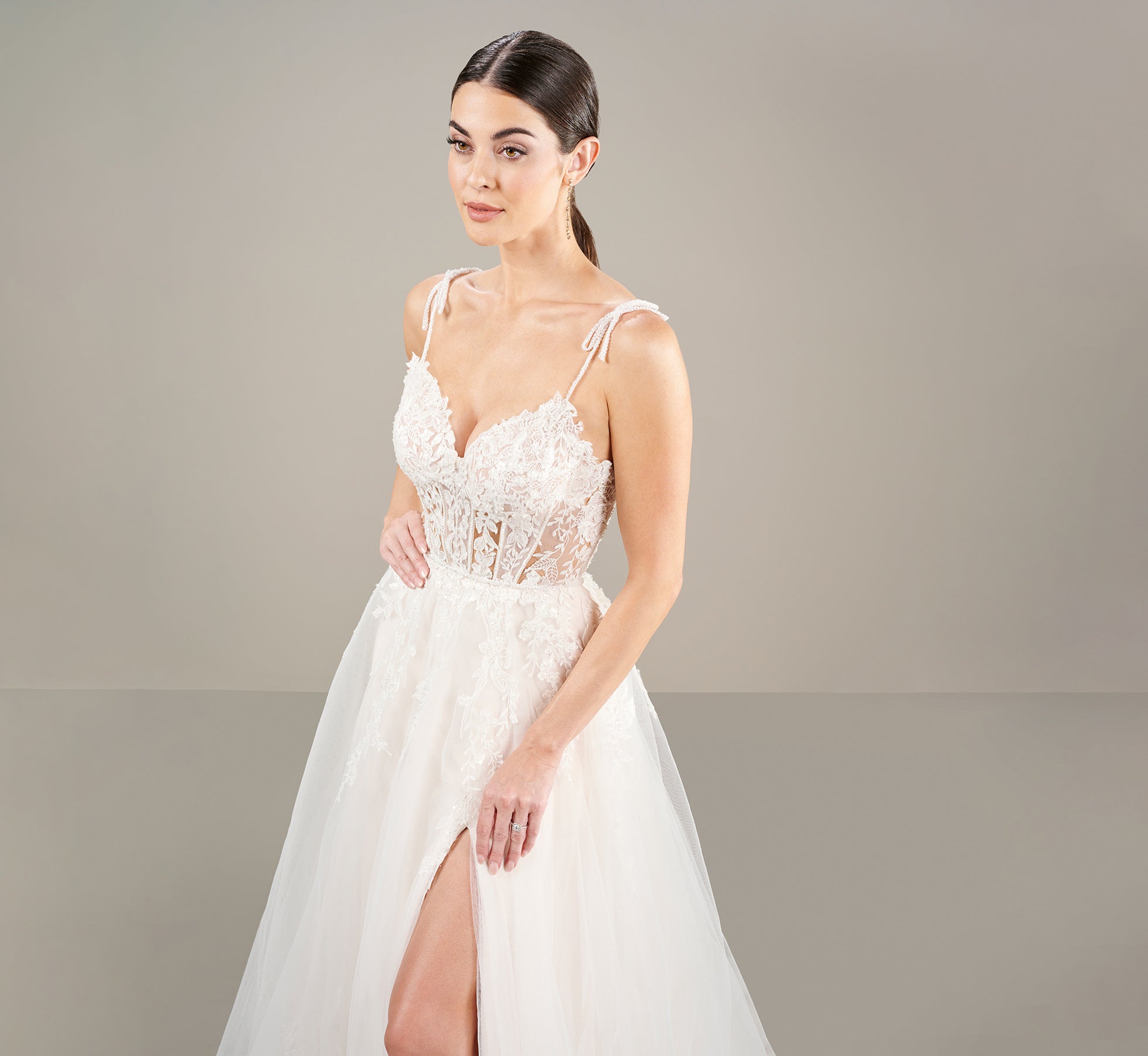 Elegant A Line Gown In Ivory Almond、mySite、solidvoid