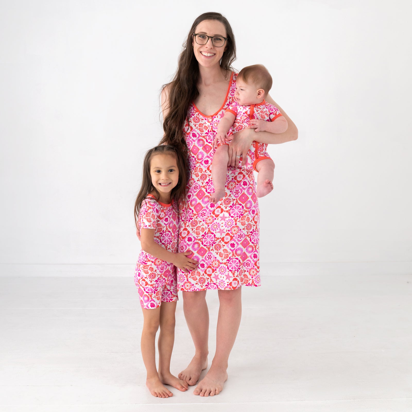 Coastal Gems Two-Piece Short Sleeve & Shorts Pajama Set、mySite、g9winljtr