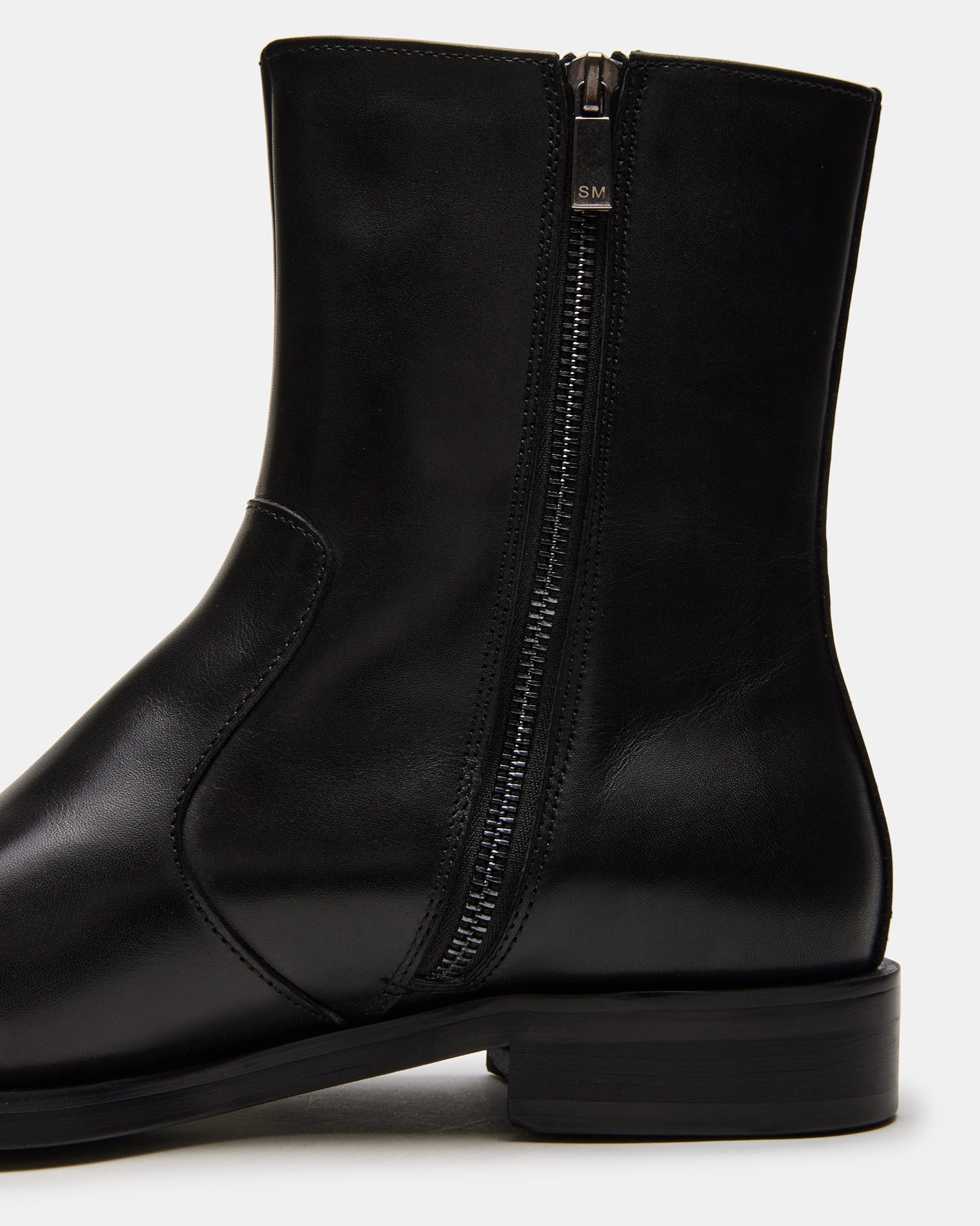 KANNA BLACK LEATHER、mySite、gtrtttuynbv