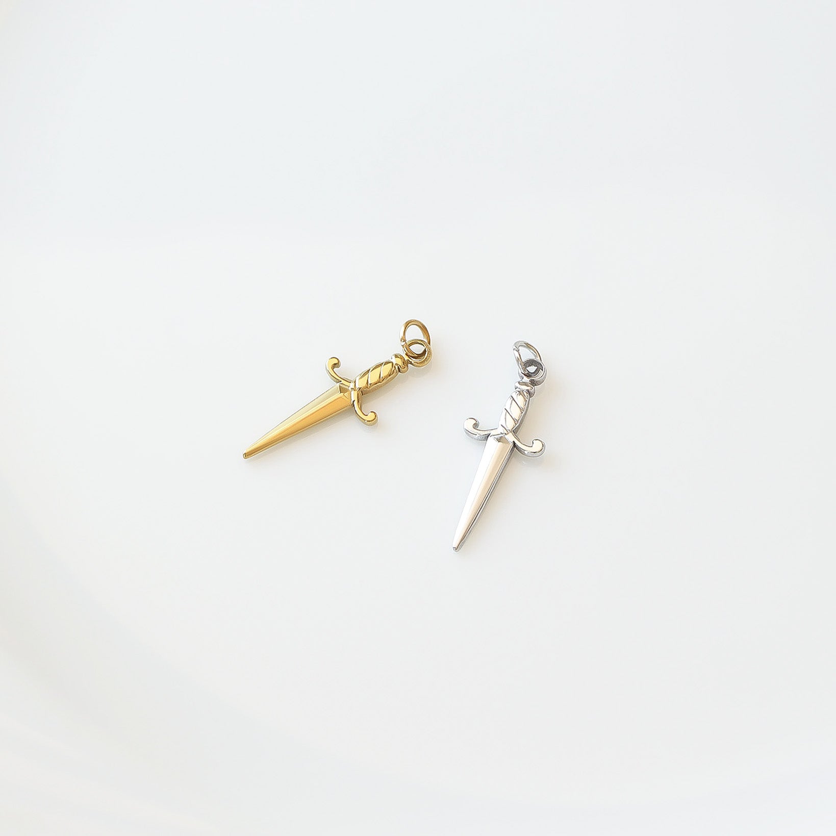 18K Gold PVD Stainless Steel Dagger Charm / PDL0199、mySite、dreamappss