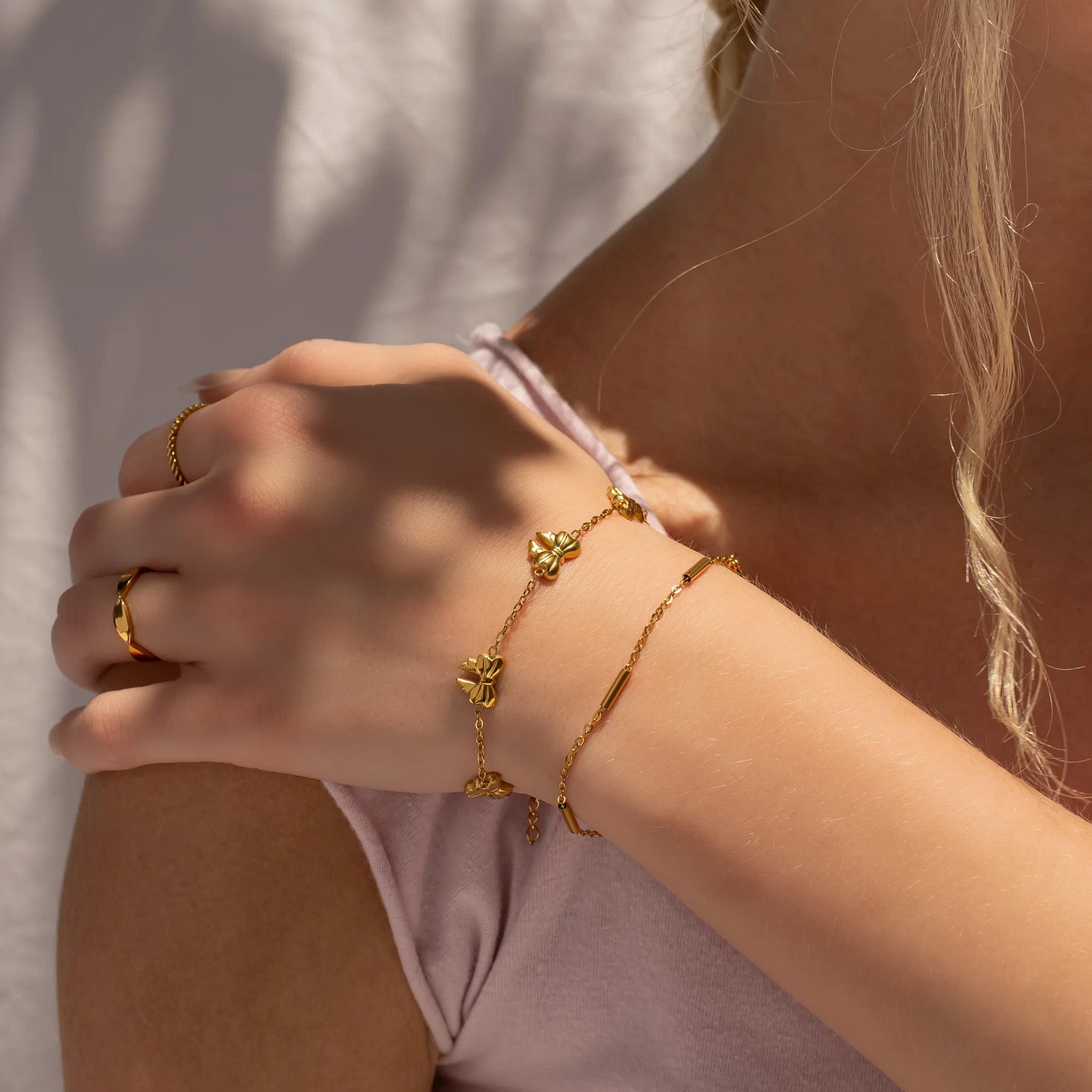 18K Gold PVD Stainless Steel Bow Station Bracelet / BRJ1069、mySite、dreamappss