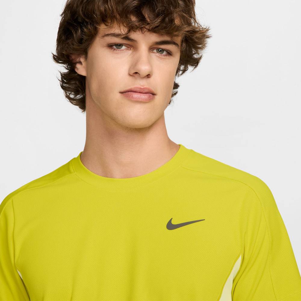 Nike Men's Dri-FIT Advantage Slam Melbourne Top (High Voltage/Luminous Green)