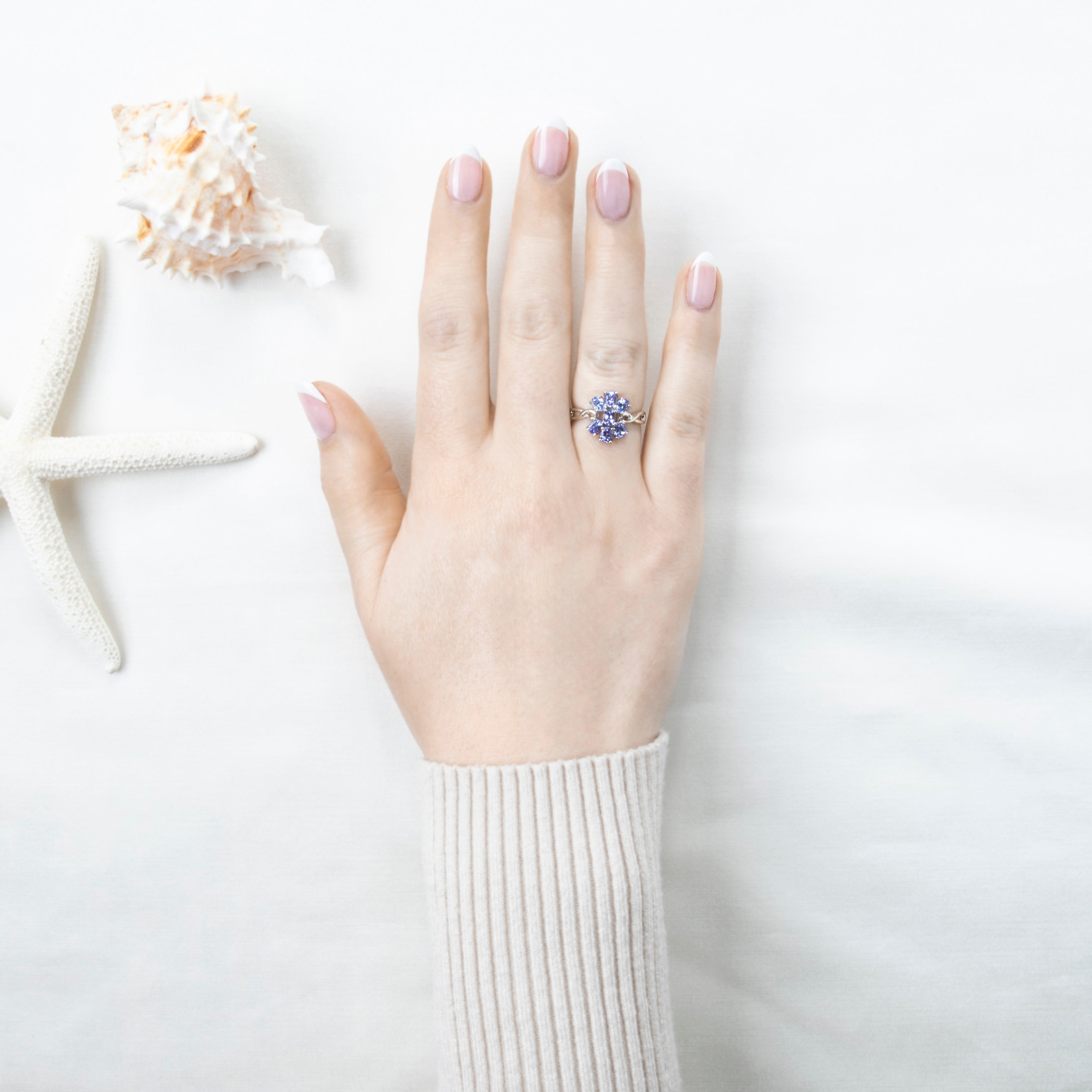 Vintage 14k White Gold 1.4cttw Tanzanite Floriform Ring 8、mySite、hinf8tx79