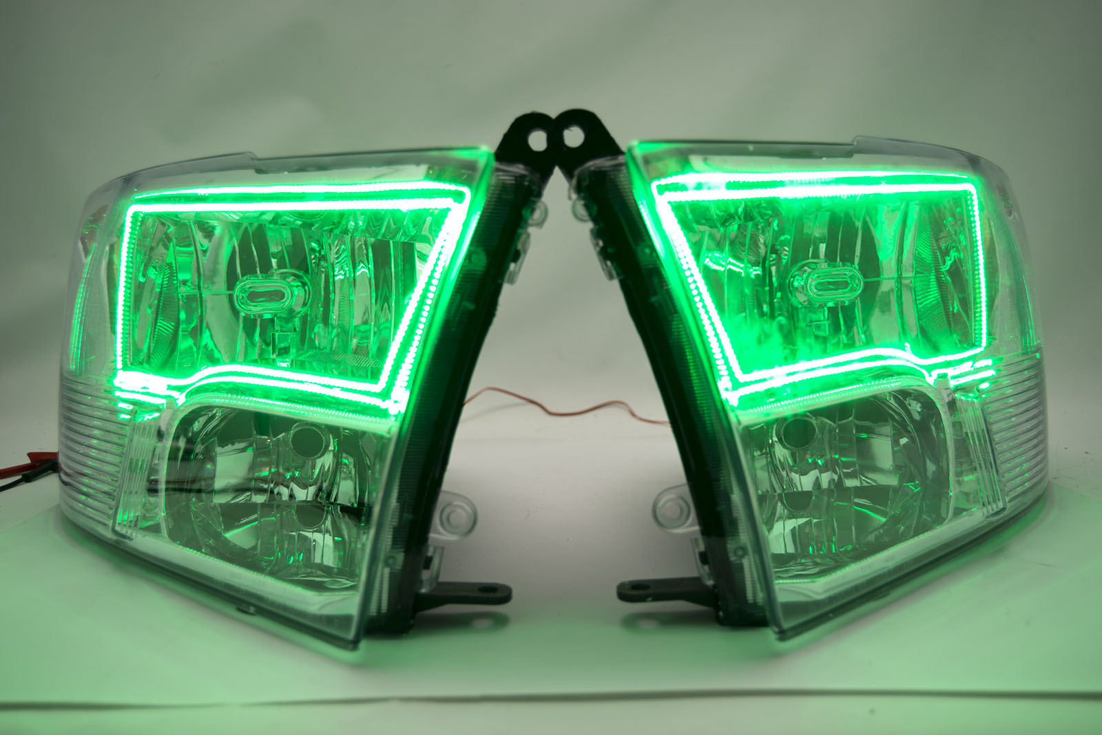 2009-2018 Dodge Ram 1500 Headlights - ORACLE Green LED Halo Kit Pre-Installed、mySite、nflplayoffbracketp