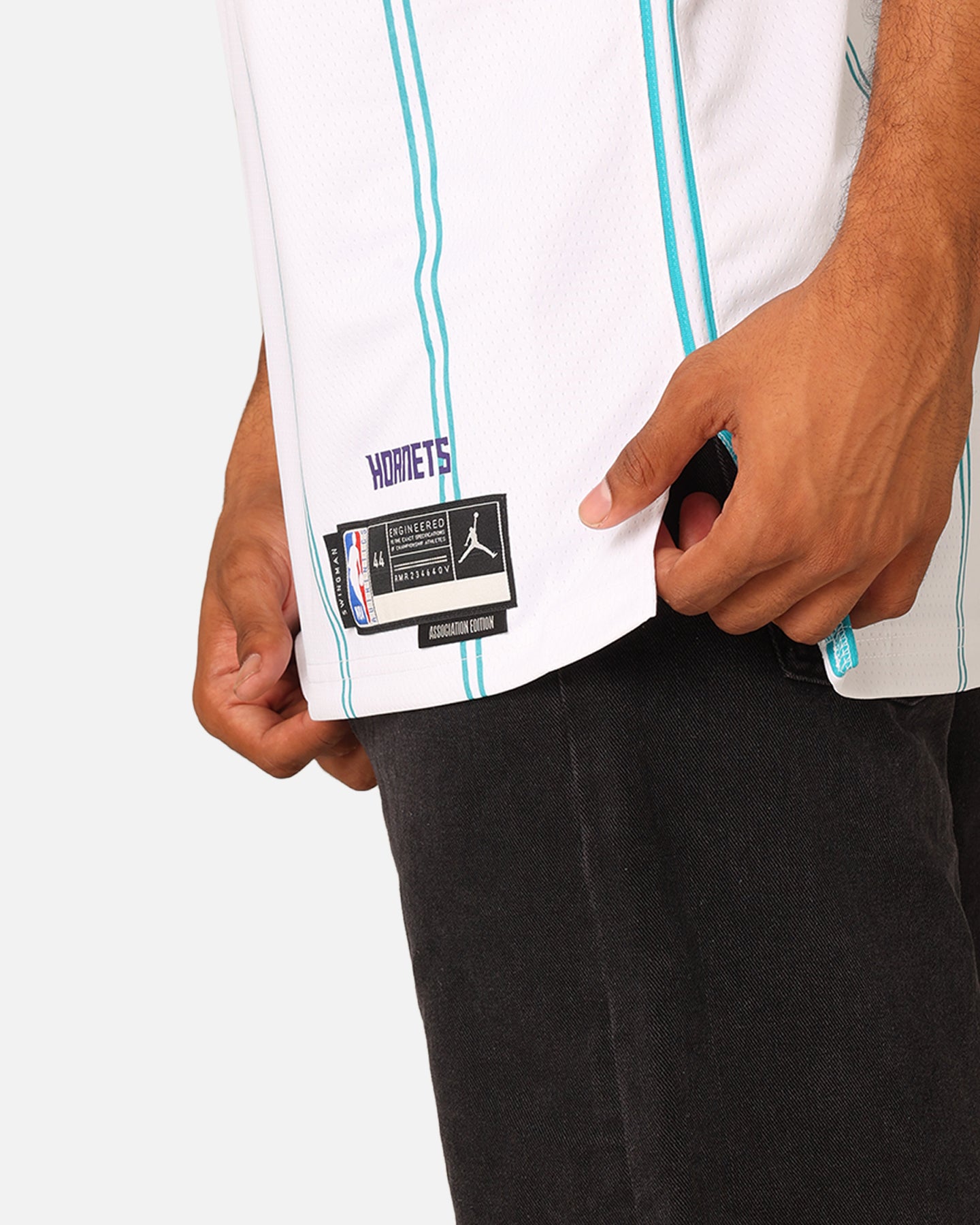 Nike Charlotte Hornets Lamelo Ball Association Edition 2022/23 Dri-FIT Swingman Jersey White、mySite、zt4zffjzw