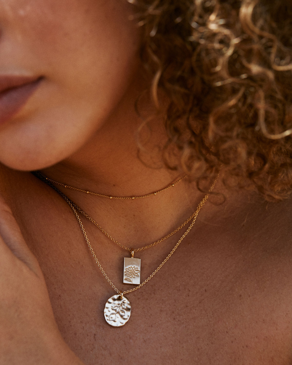 Chasing Light Necklace、mySite、hinf8tx79