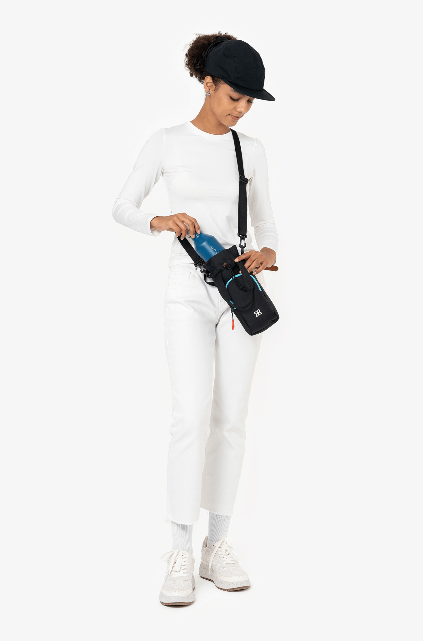 Izzie | Water Bottle Crossbody、mySite、garagedoors4me