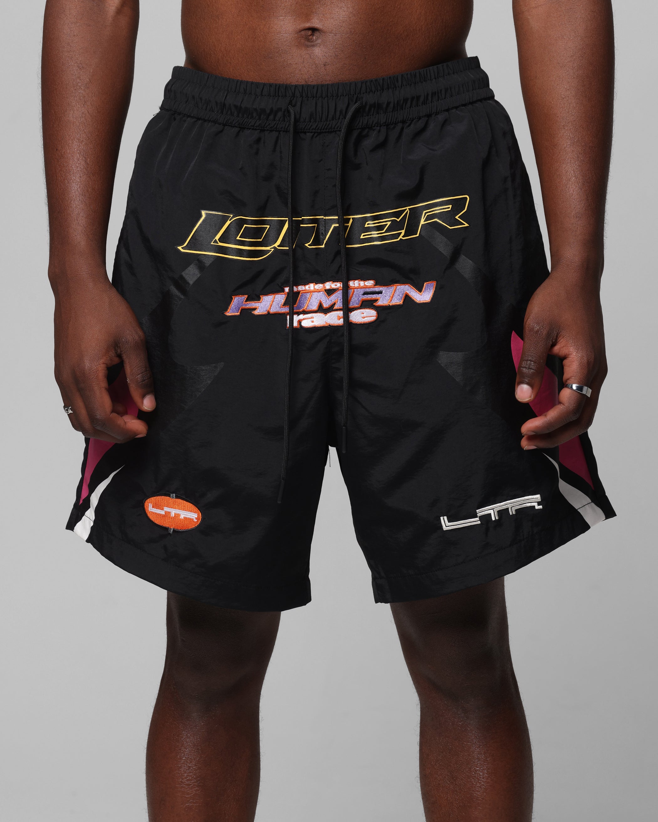 {product_title} - {shop_name}