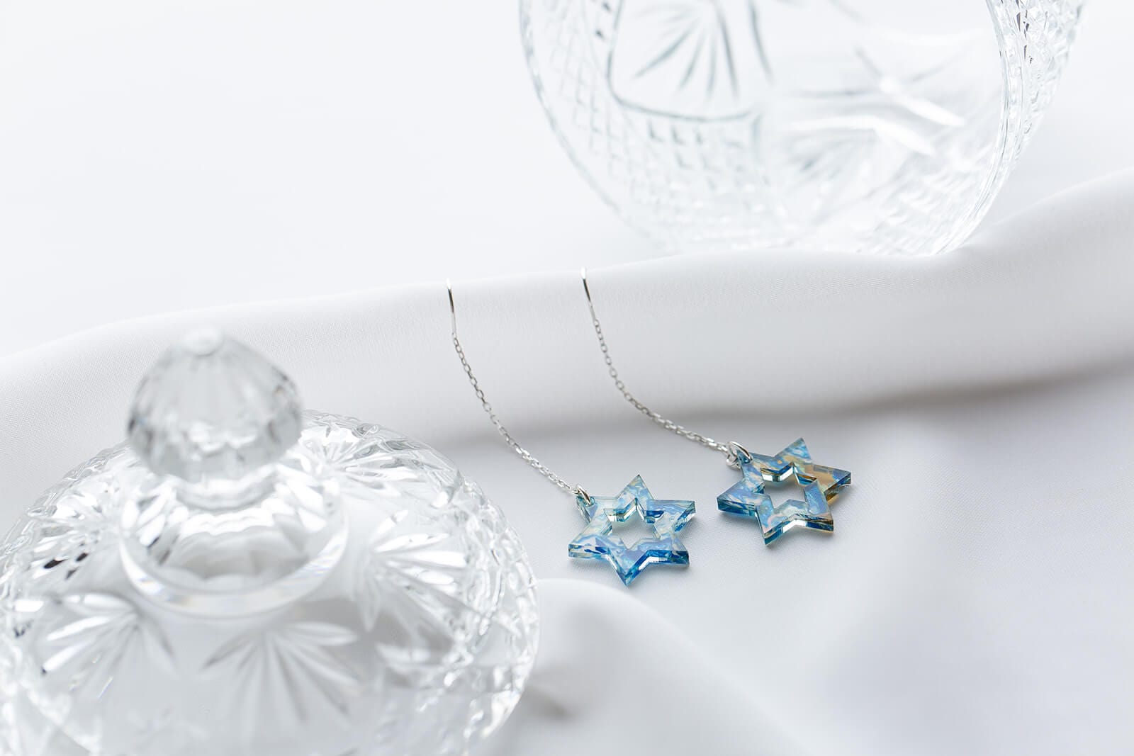 Magen Blue Marble and Silver Threader Earrings、mySite、topwebapps