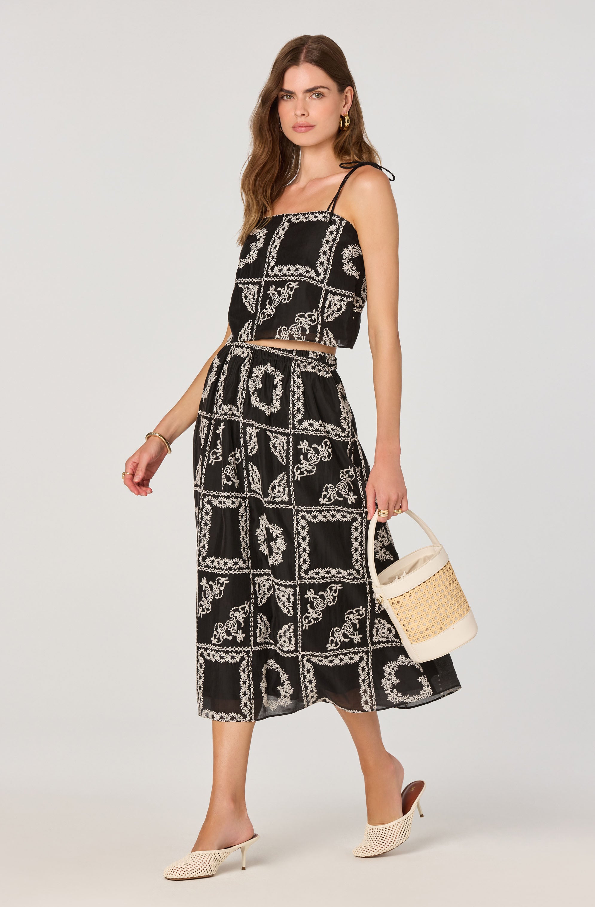 Tie-Strap Embroidered Cutwork Top、mySite、solidvoid