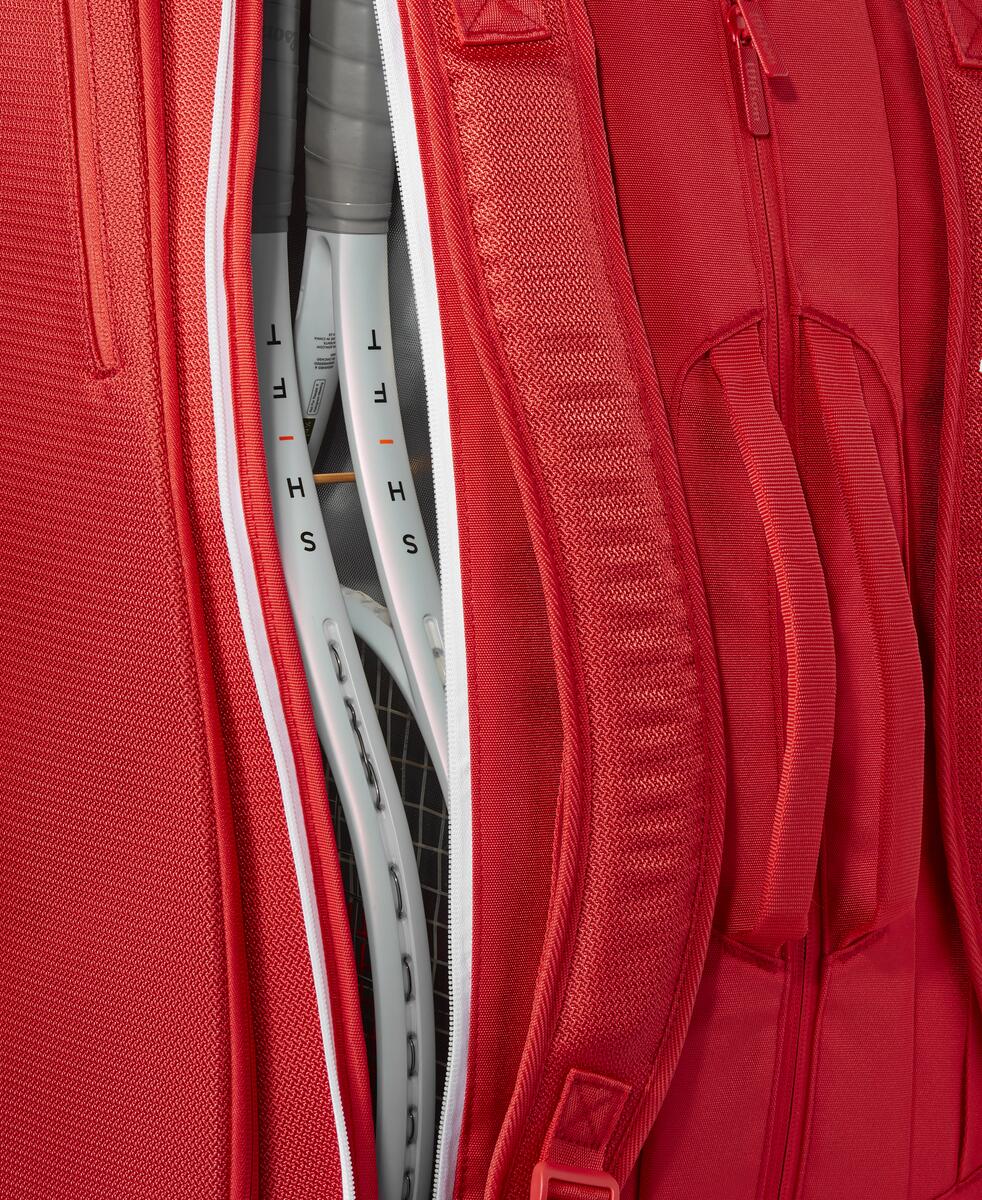 Wilson Super Tour 15 Pack 2025 Racquet Bag (Red)