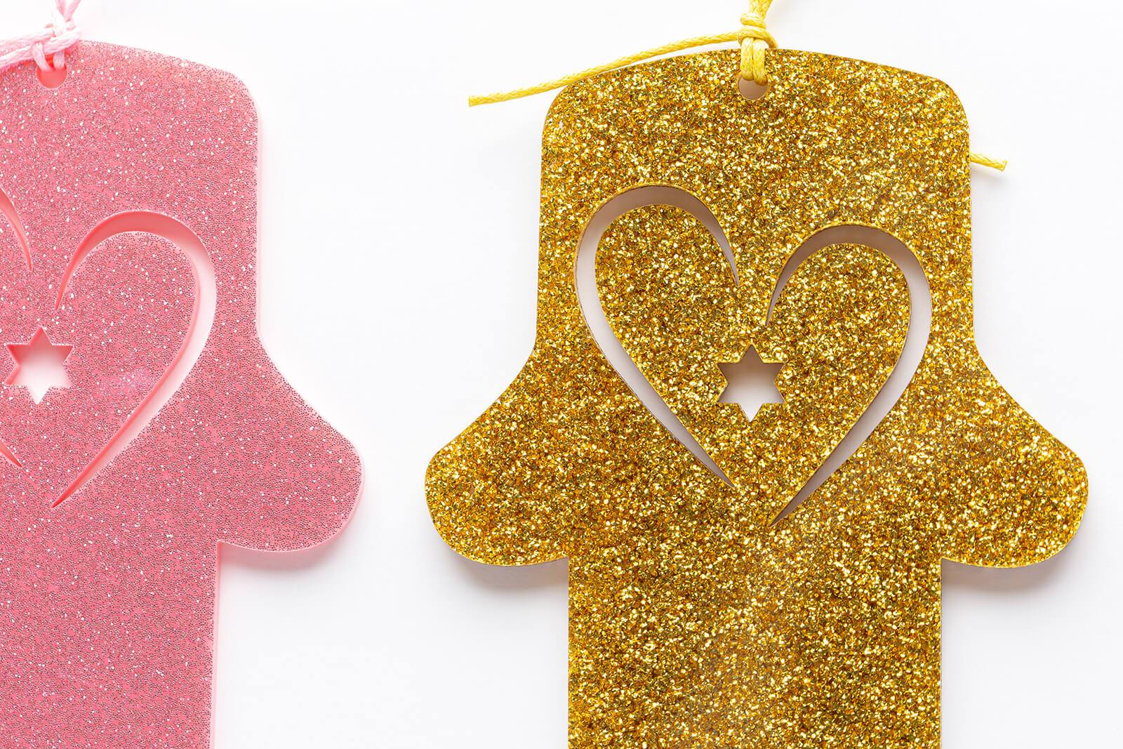 Petite Wall Hamsa with Heart - Gold Glitter、mySite、topwebapps