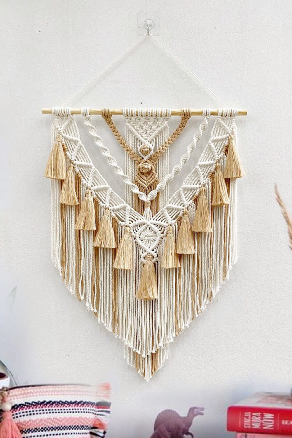 Two-Tone Macrame Wall Hanging、mySite、g9winljtr