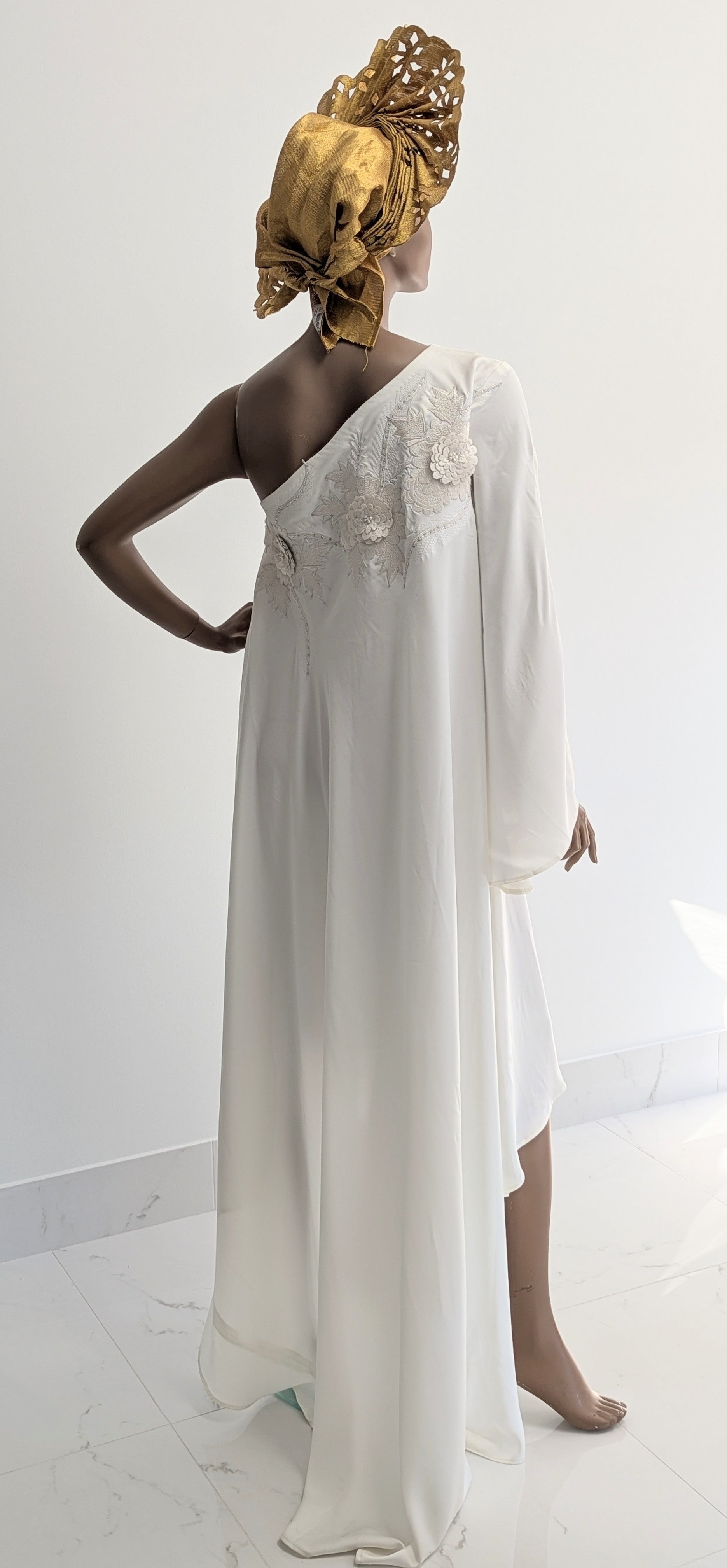 Dupsie's Paisha Embroidered Ivory High-Low Mono Sleeve Cape-Sleeve Satin Dress DPIVSD、mySite、solidvoid