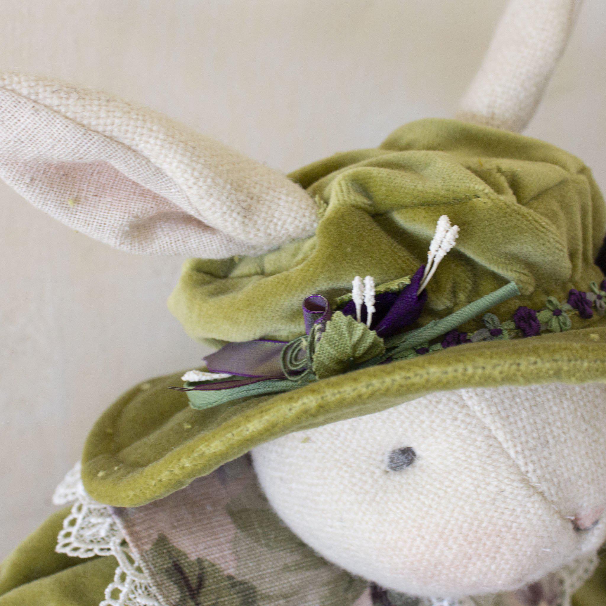 RETIRED - Hutch Studio - Evie Ivy - One Of A Kind Bunny、mySite、g9winljtr