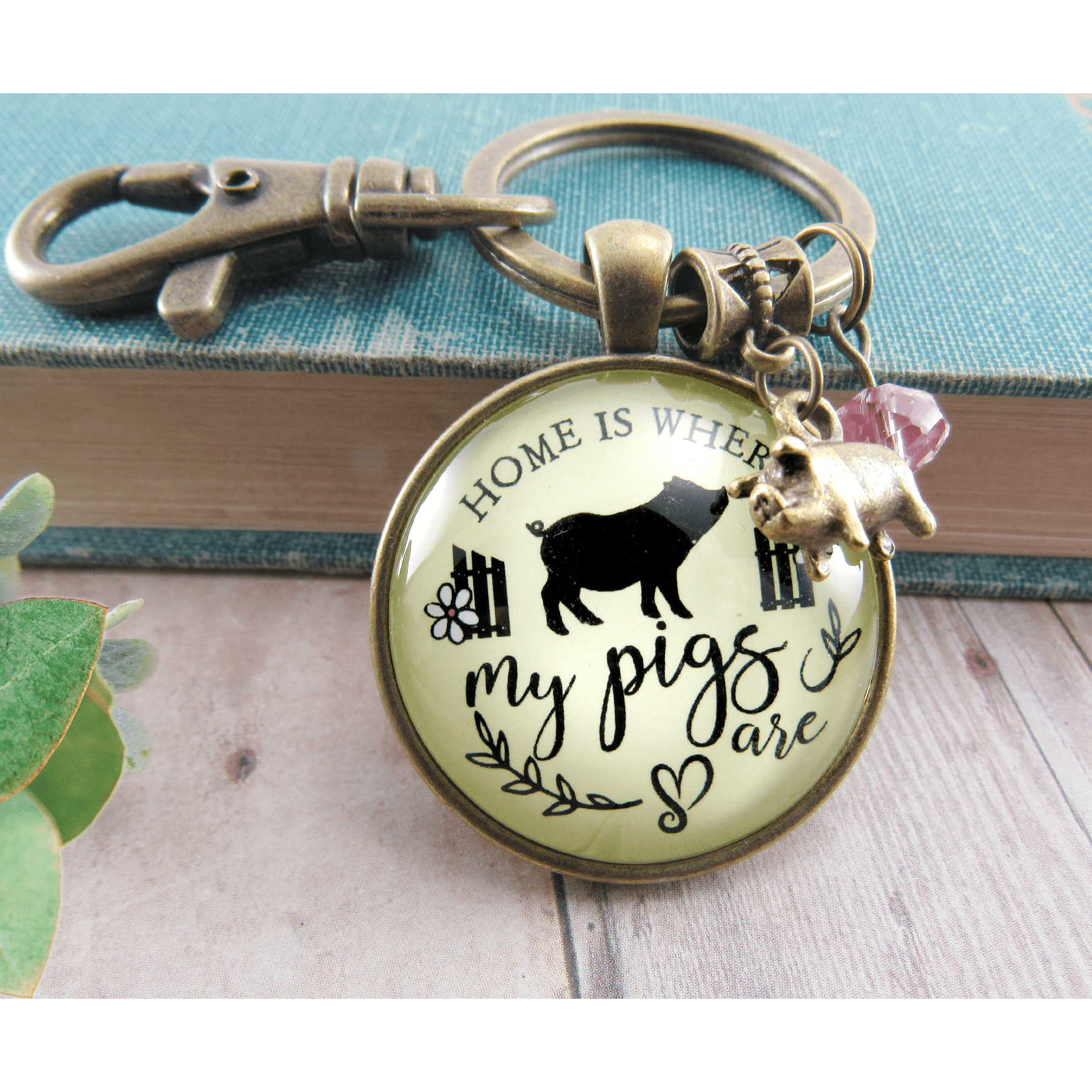 Home is Where My Pigs Are Keychain, Handmade!、mySite、g9winljtr