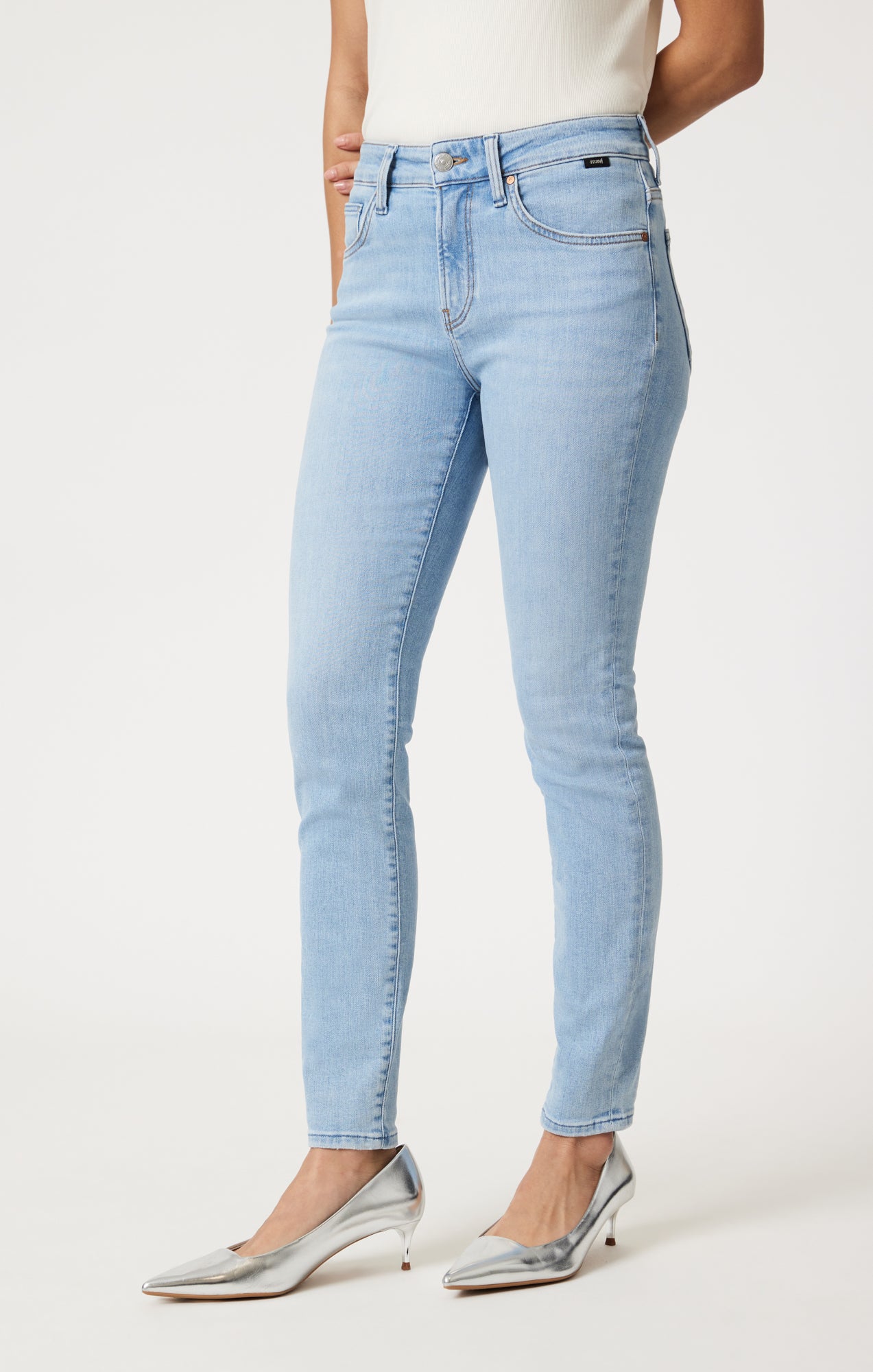 {product_title} - {shop_name}