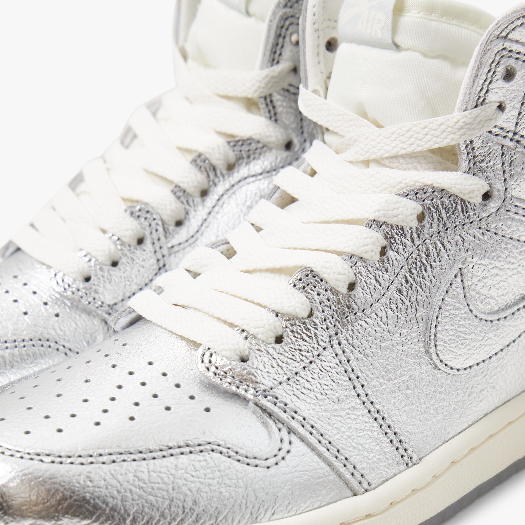 Jordan Women's 1 Retro High OG Metallic Silver / Photon Dust - Sail、mySite、merchandisen