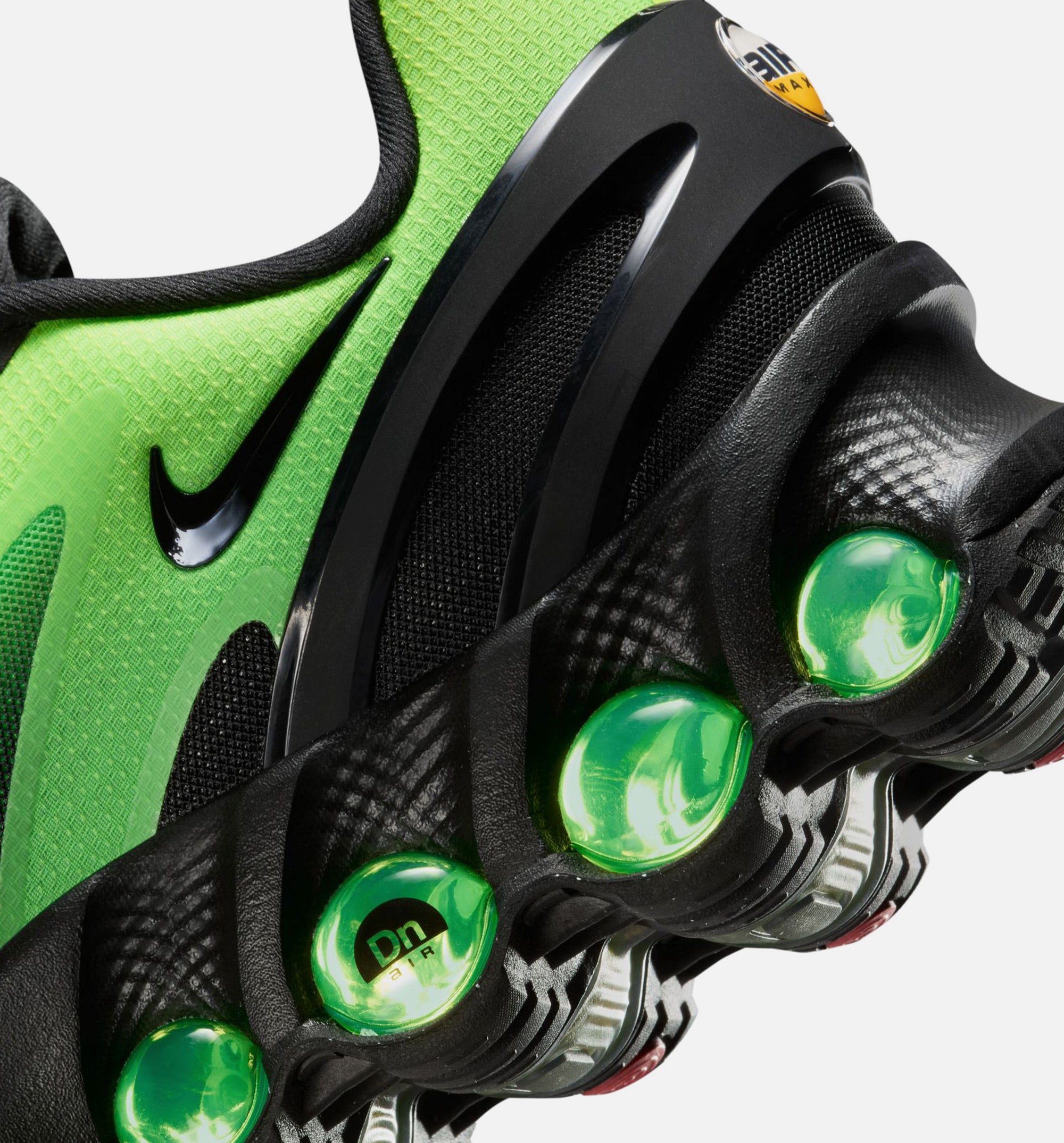 Air Max DN8 Mens Lifestyle Shoe - Black/Green Strike/Volt/Black、mySite、dreamappss