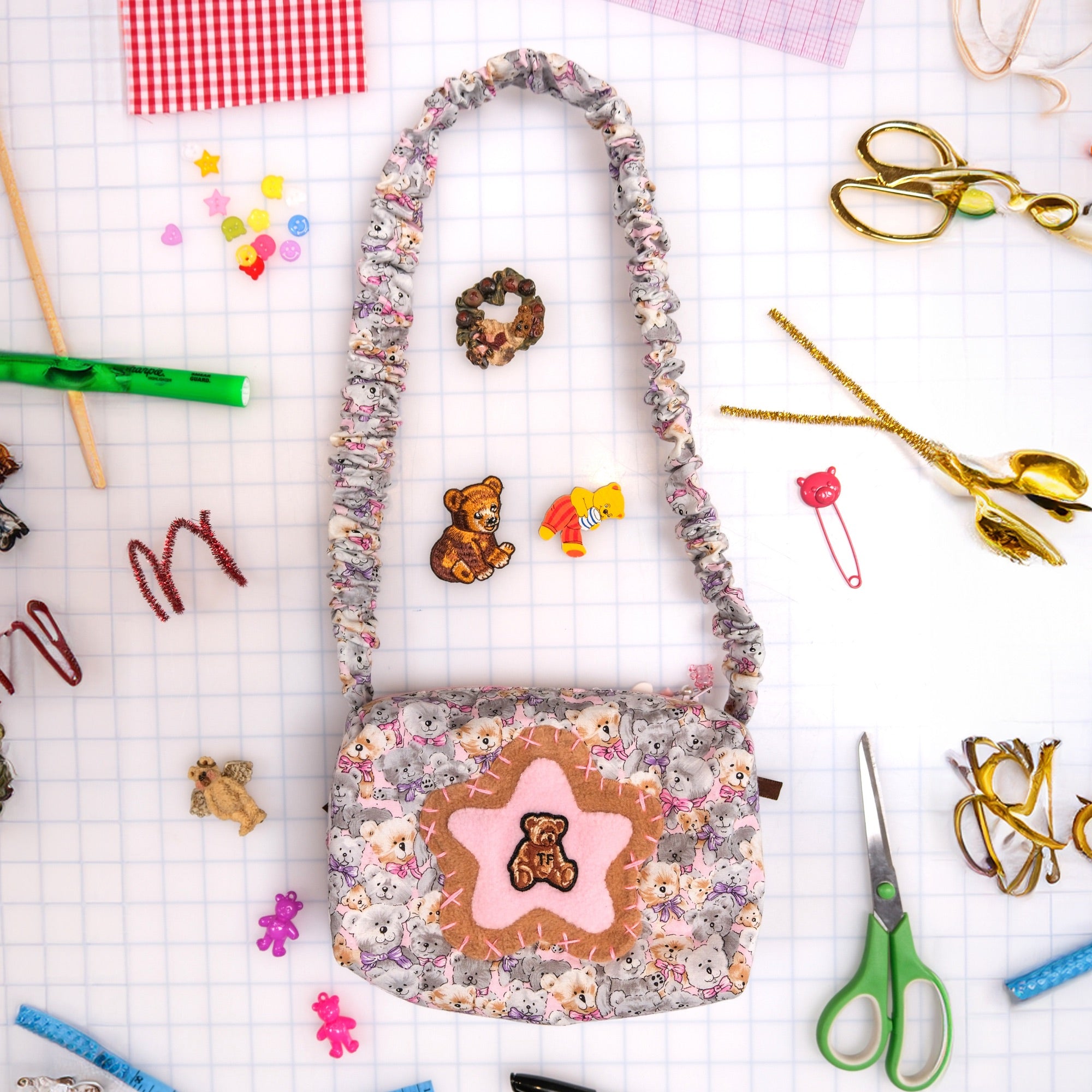 {product_title} - {shop_name}