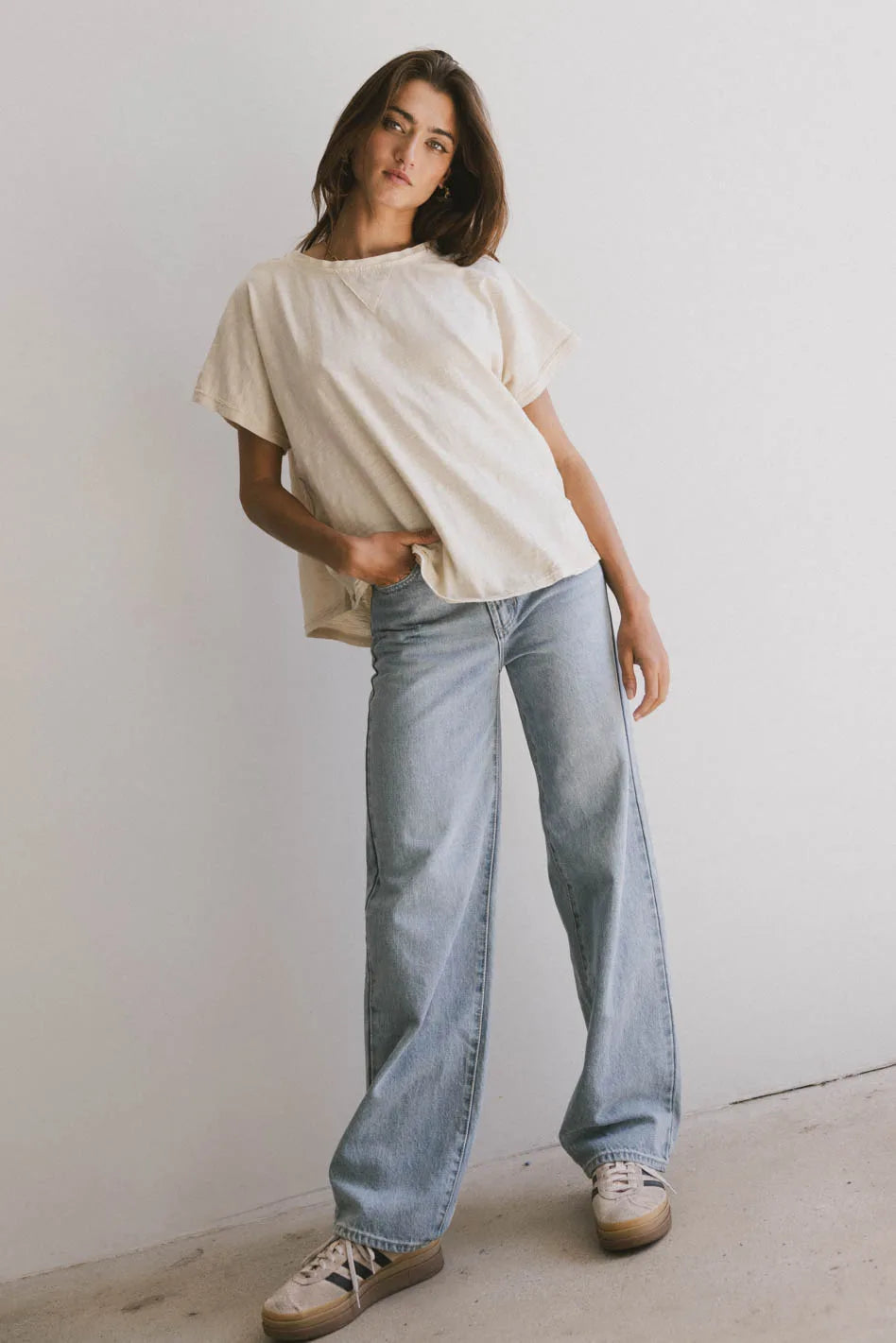 {product_title} - {shop_name}