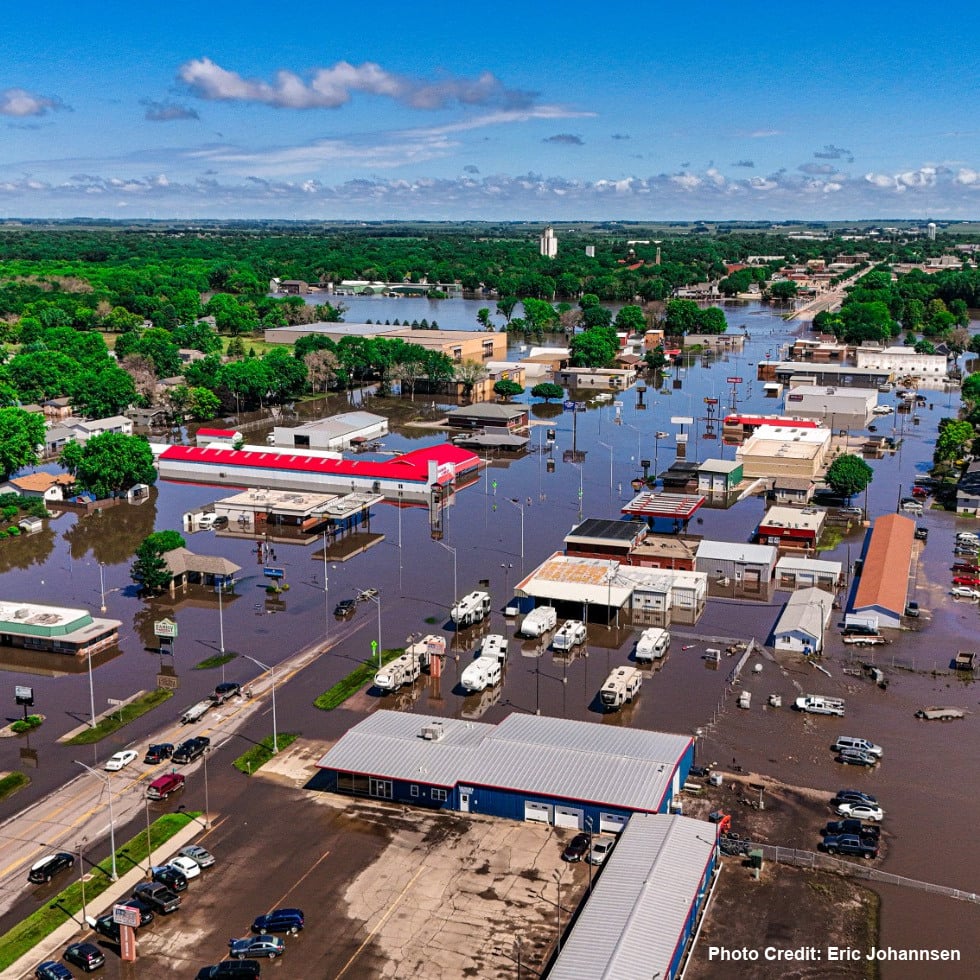 People & Pets Across Midwest Devastated By Record Flooding、mySite、camillekostekn