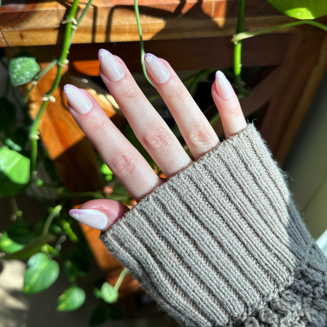 Shimmer Flower French - Press-On | Medium | Almond、mySite、solidvoid