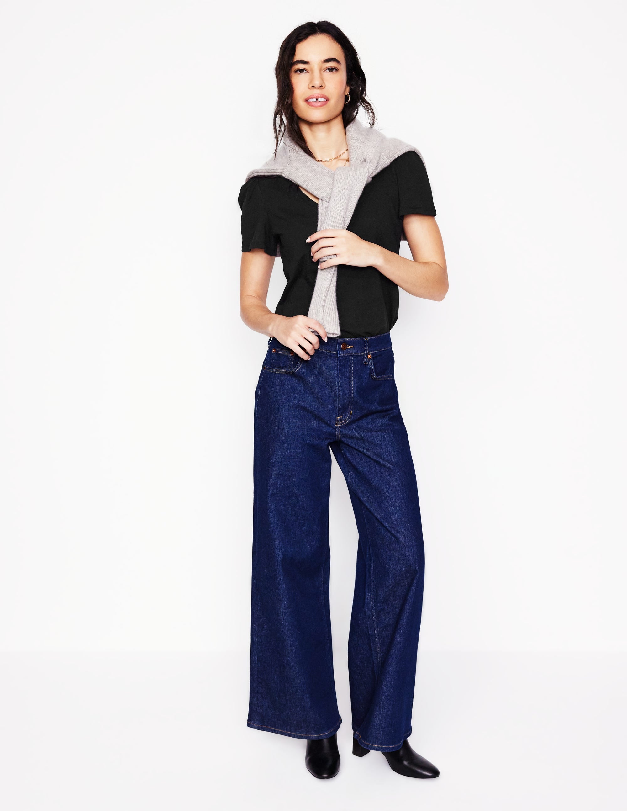  Short Sleeve V Neck T-shirt-Black、mySite、ashleygrahame