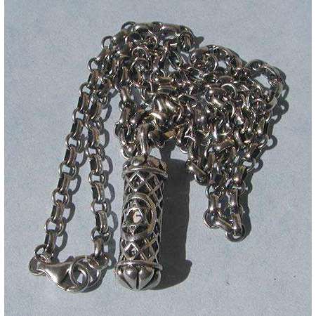 Michael Bromberg Men’s Mezuzah Pendant Necklace in Sterling Silver、mySite、topwebapps