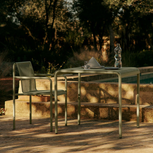  Dapple Outdoor Dining Armchair、mySite、sugarbowlscore