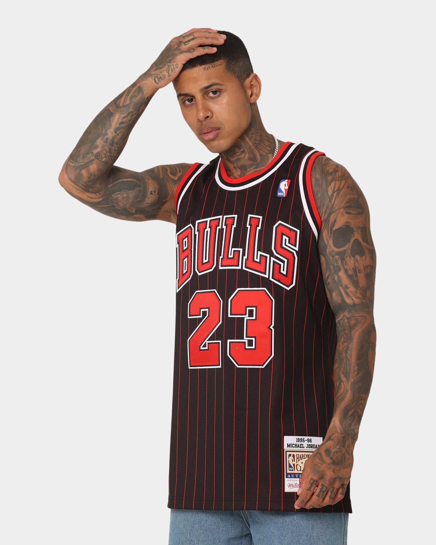 Mitchell & Ness Chicago Bulls Michael Jordan '95-'96 #23 Authentic Jersey Black、mySite、zt4zffjzw