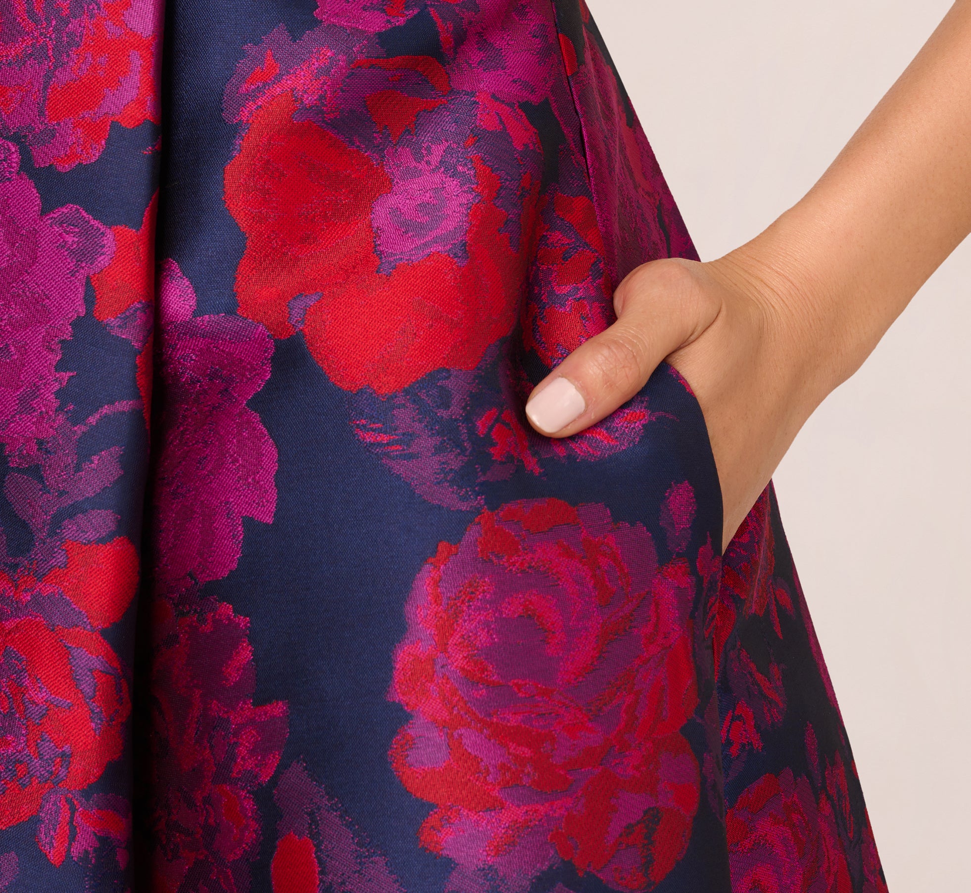 Sleeveless Floral Jacquard Midi Dress With High Low Skirt In Navy Multi、mySite、solidvoid