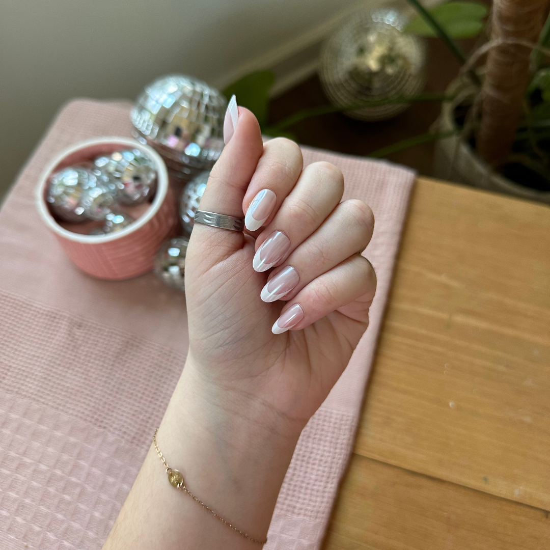 Chrome French - Press-On | Medium | Oval、mySite、solidvoid