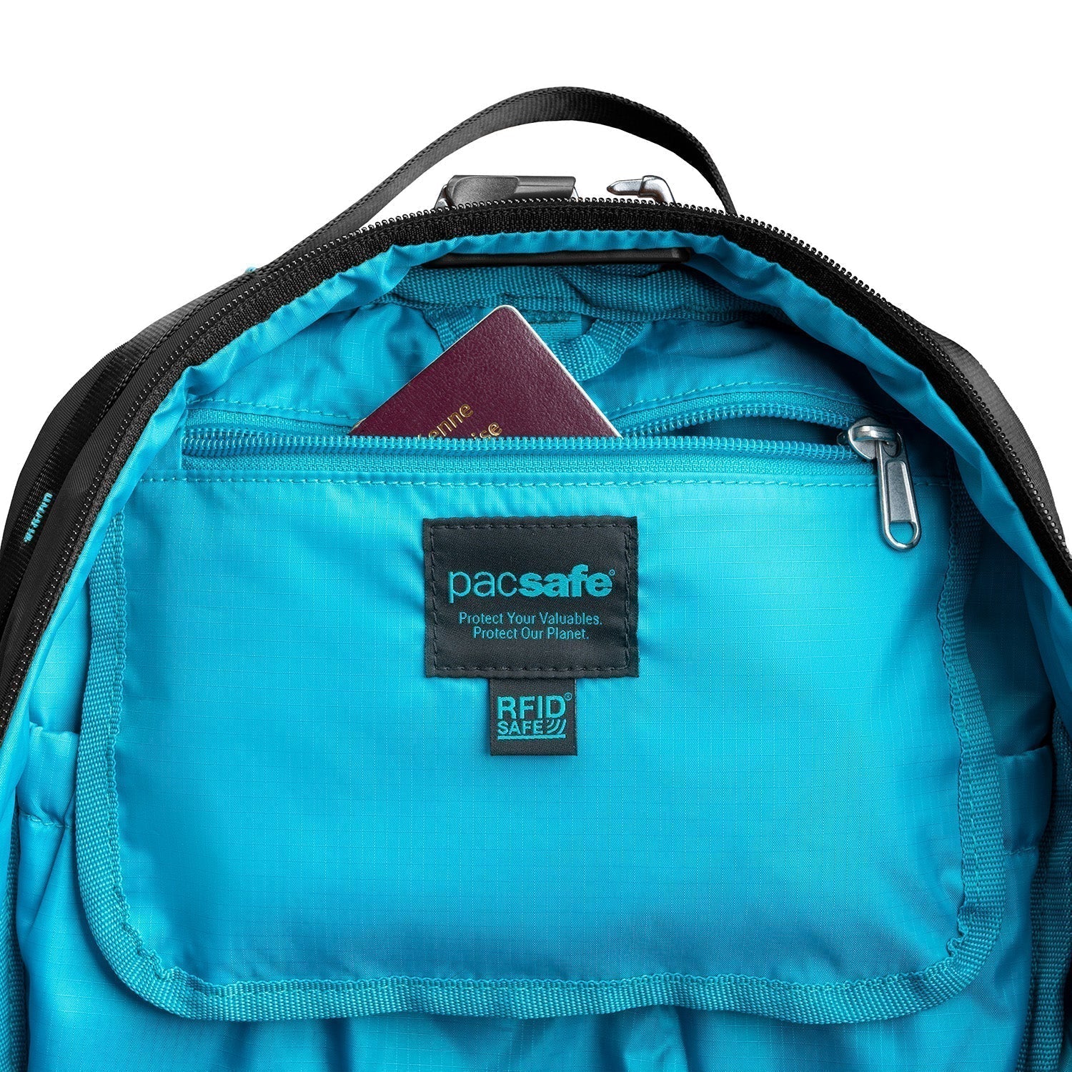 Pacsafe® ECO 18L anti-theft backpack、mySite、garagedoors4me