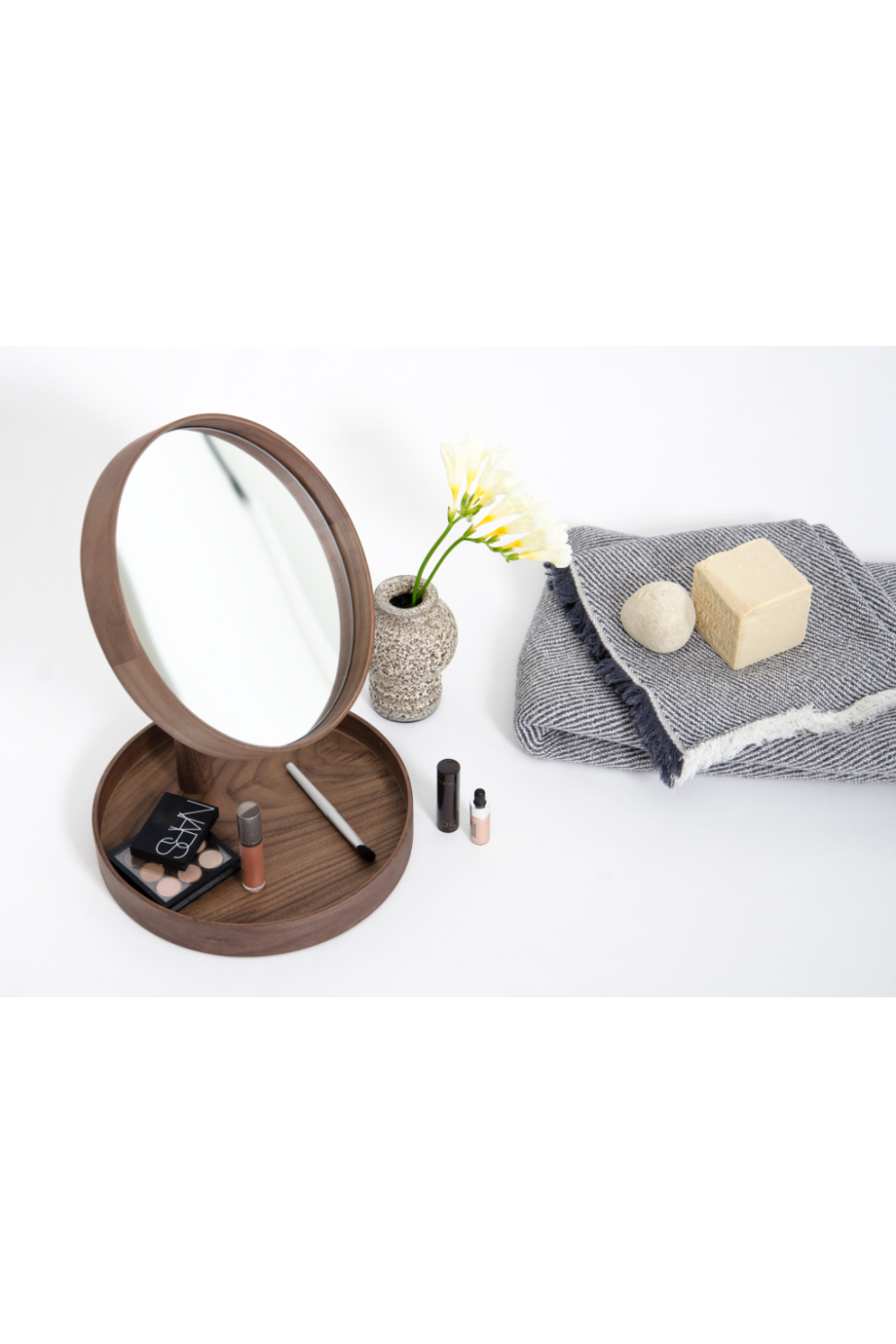 Walnut Magnifying Vanity Mirror with Storage Tray | Wireworks Look、mySite、neckold