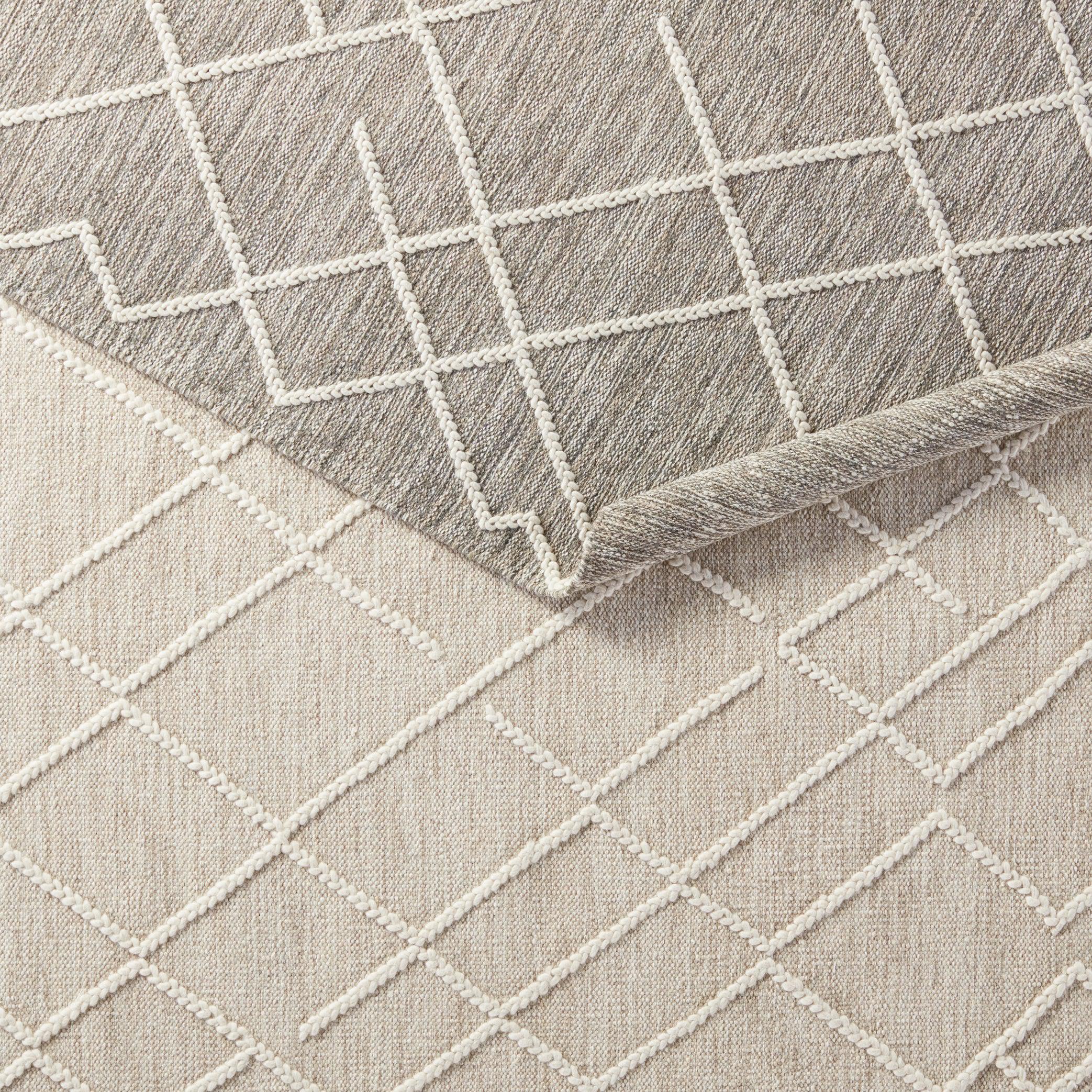 Moab Natural Geometric Gray Ivory Area Rug、mySite、gigharbornorthrealestate