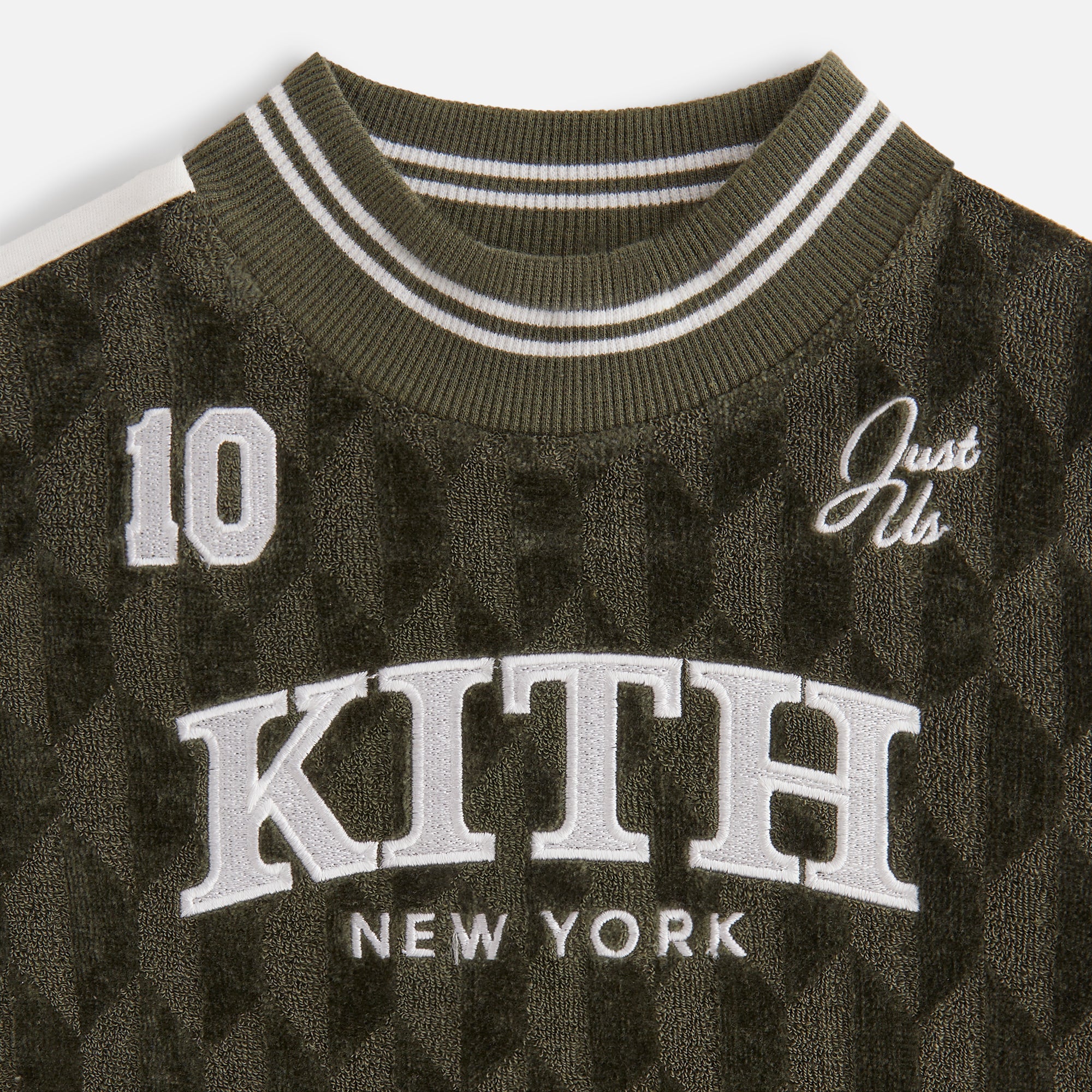 {product_title} - {shop_name}