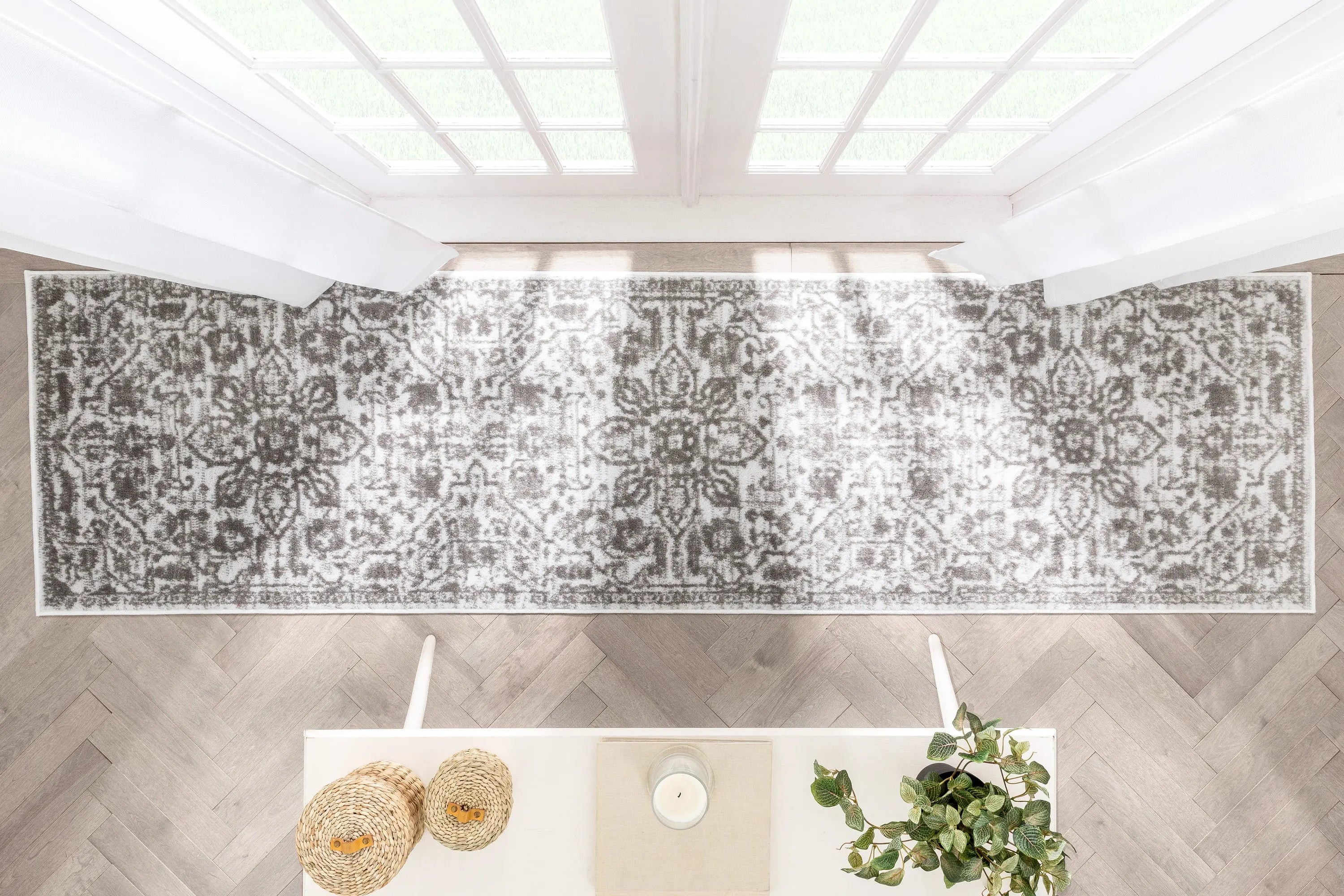 Disa Vintage Medallion Cream Soft Rug By Chill Rugs、mySite、gigharbornorthrealestate