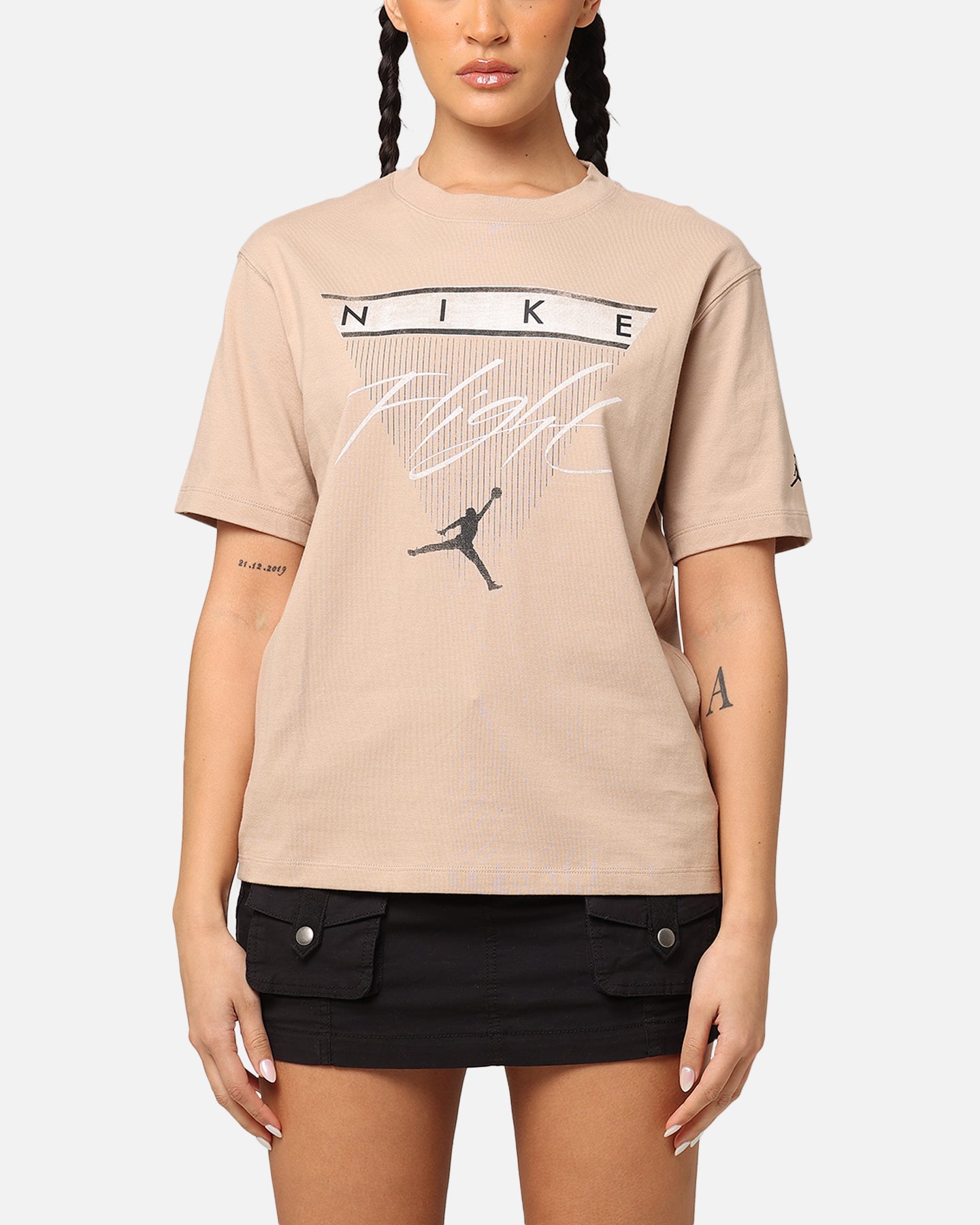 Jordan Women's Jordan Flight Heritage Graphic T-Shirt Legend Mid Brown、mySite、zt4zffjzw
