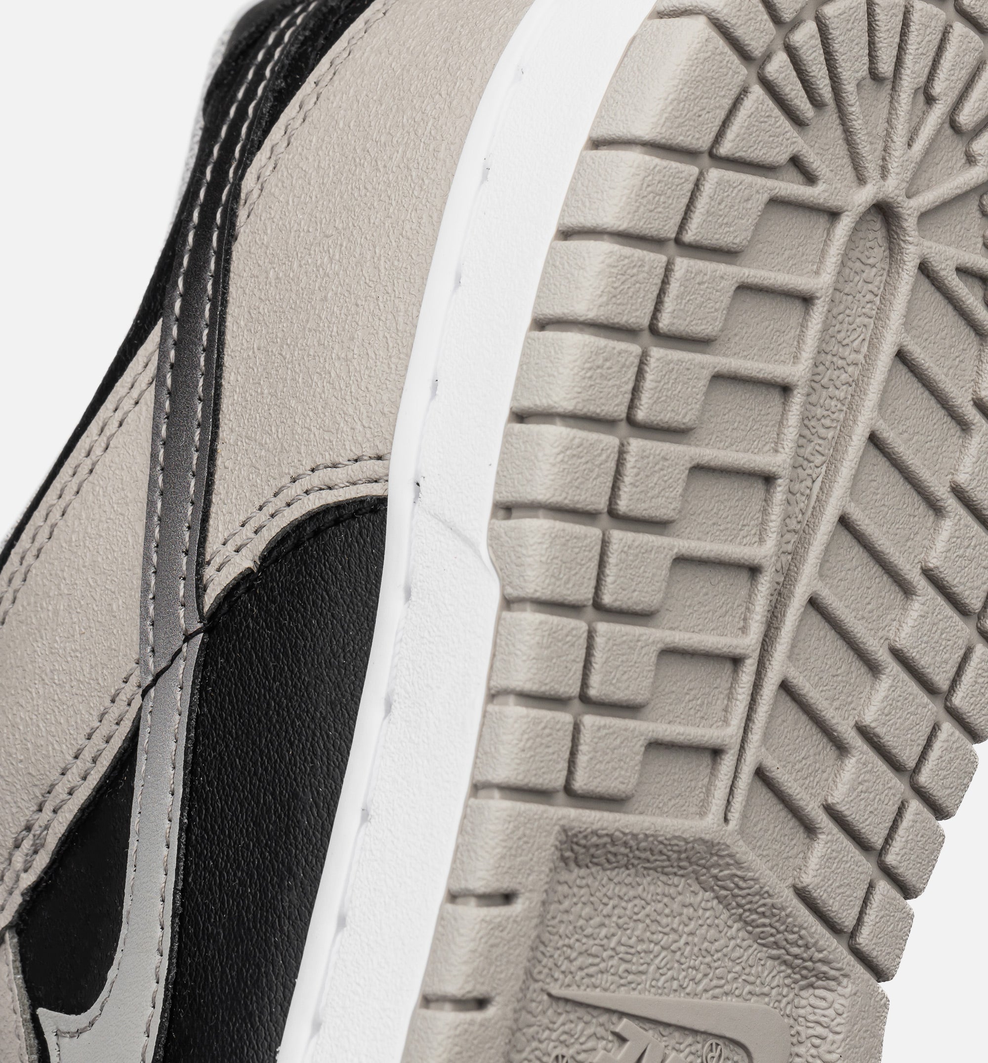 Dunk Low Grade School Lifestyle Shoe - Grey/White/Black、mySite、dreamappss
