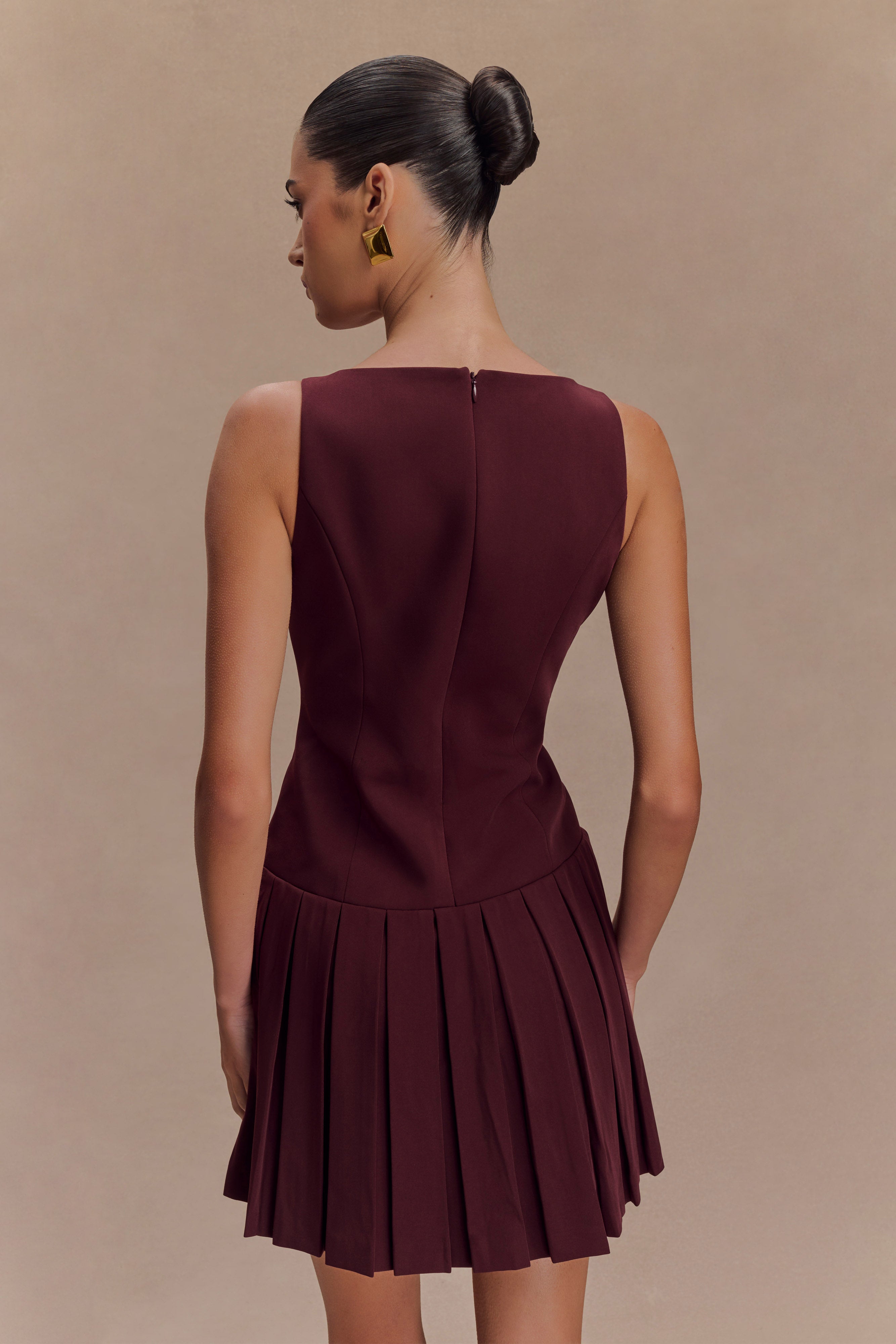 Mackenzie Sleeveless Pleated Mini Dress - Mahogany、mySite、solidvoid