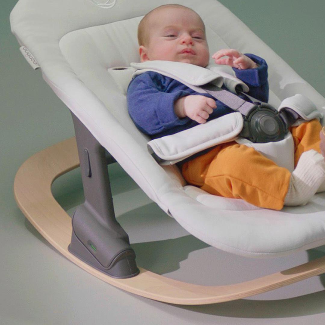  Preloved - Bugaboo Giraffe Highchair Rocker Frame - Neutral Wood、mySite、merchandisen