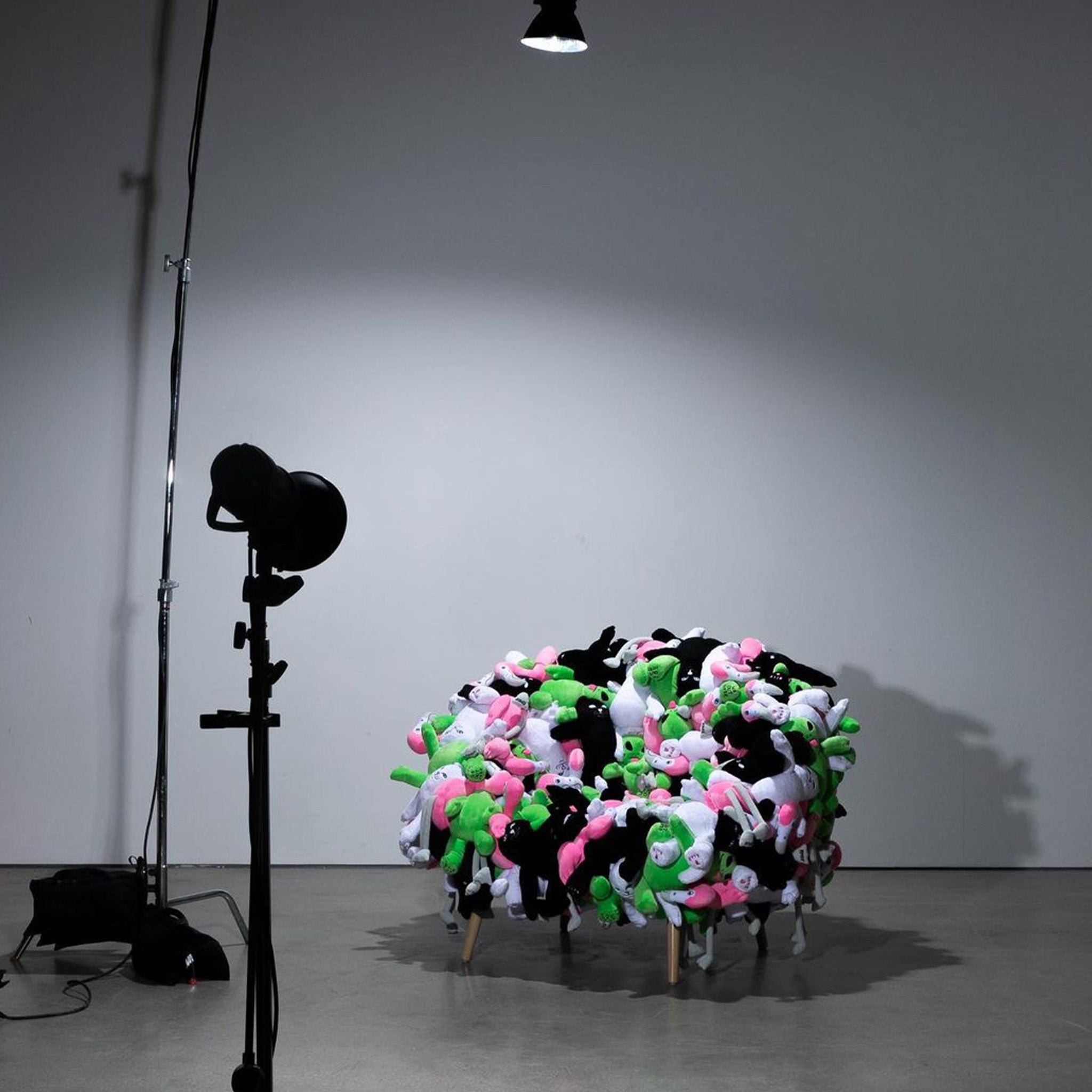  Whole Gang Plush Chair、mySite、merchandisen