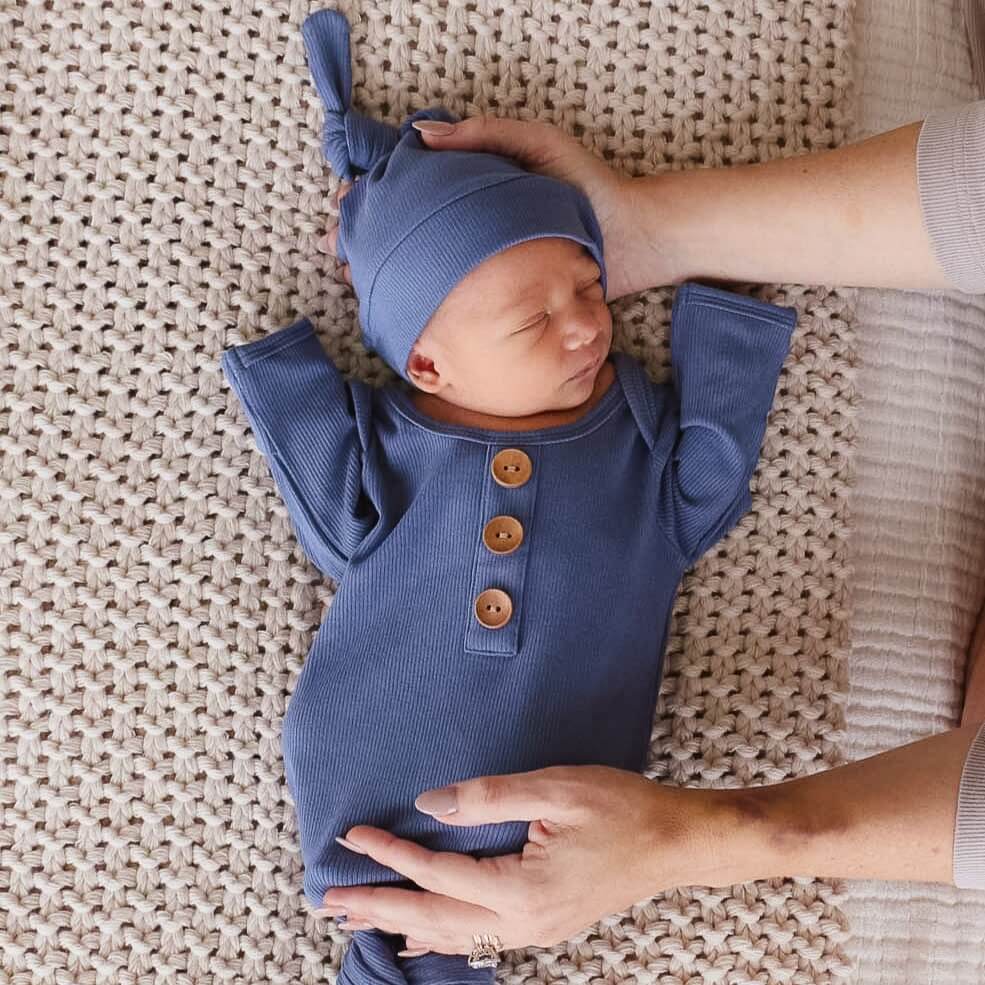  Steel Blue Ribbed Bamboo Baby Knot Gown & Hat、mySite、layawaytickets